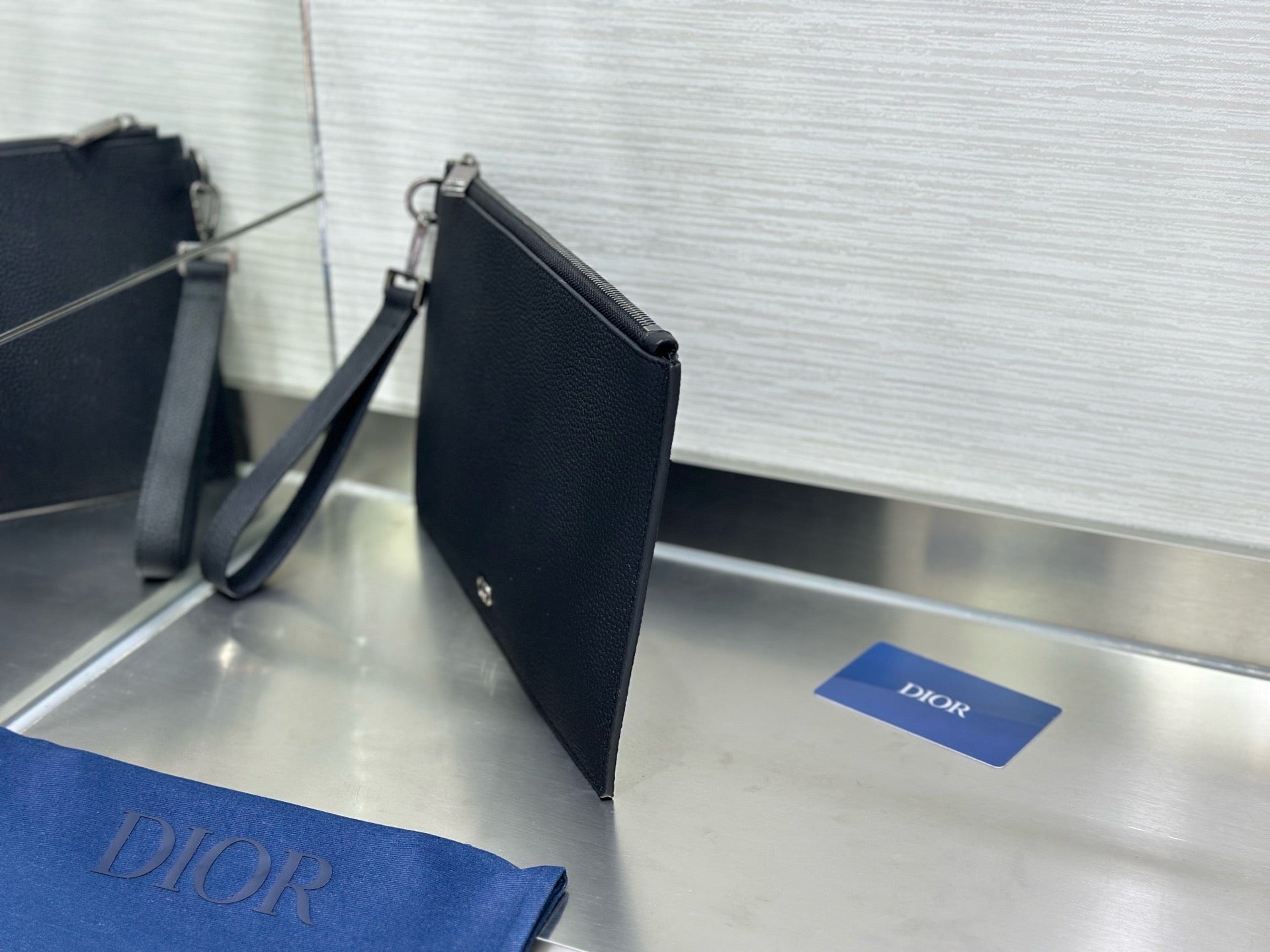 Black Bag - FashionHype.xyz