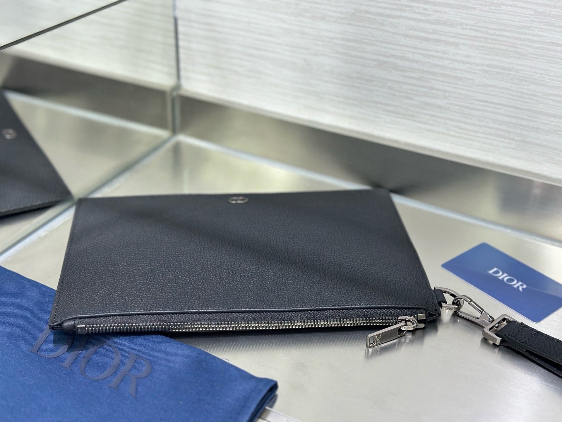 Black Bag - FashionHype.xyz