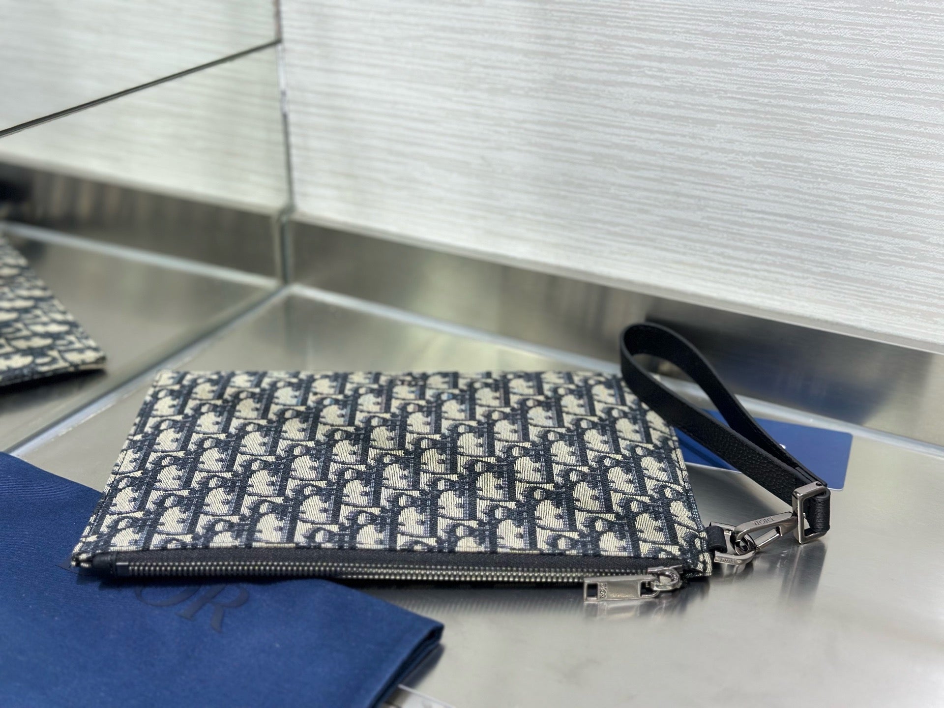 Dark Blue and Beige Bag - FashionHype.xyz