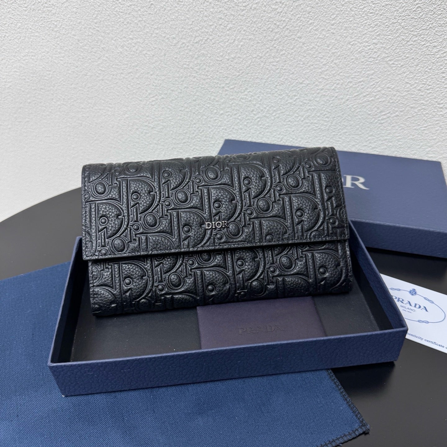 Black Bag - FashionHype.xyz