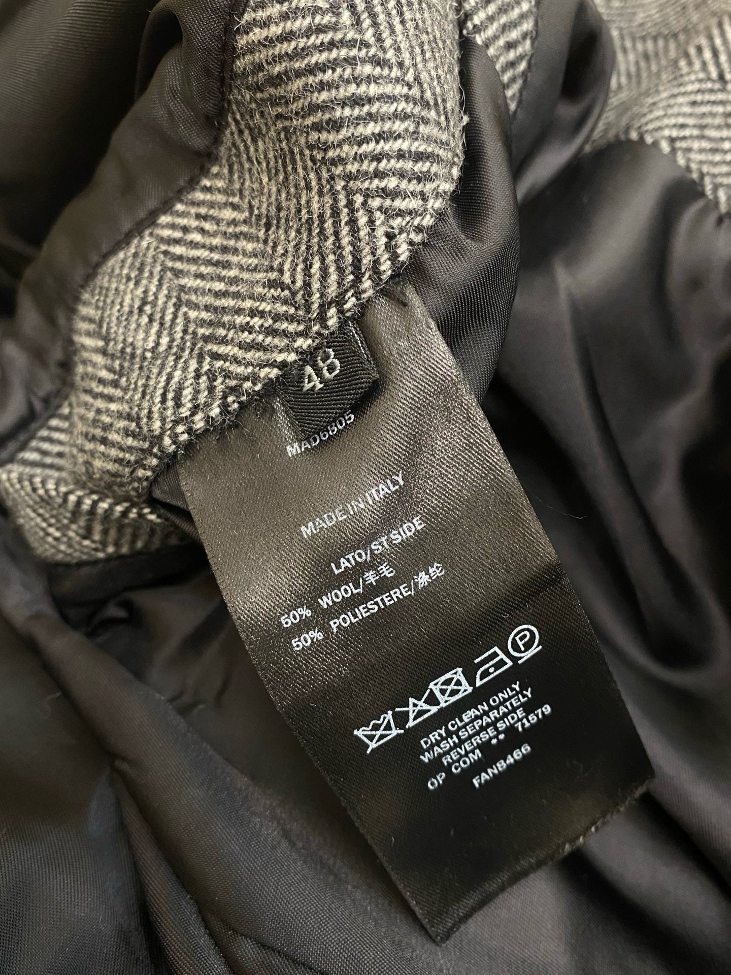 Grey Jacket - FashionHype.xyz