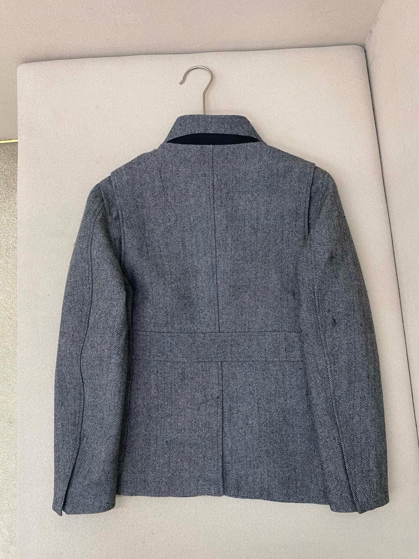 Grey Jacket - FashionHype.xyz