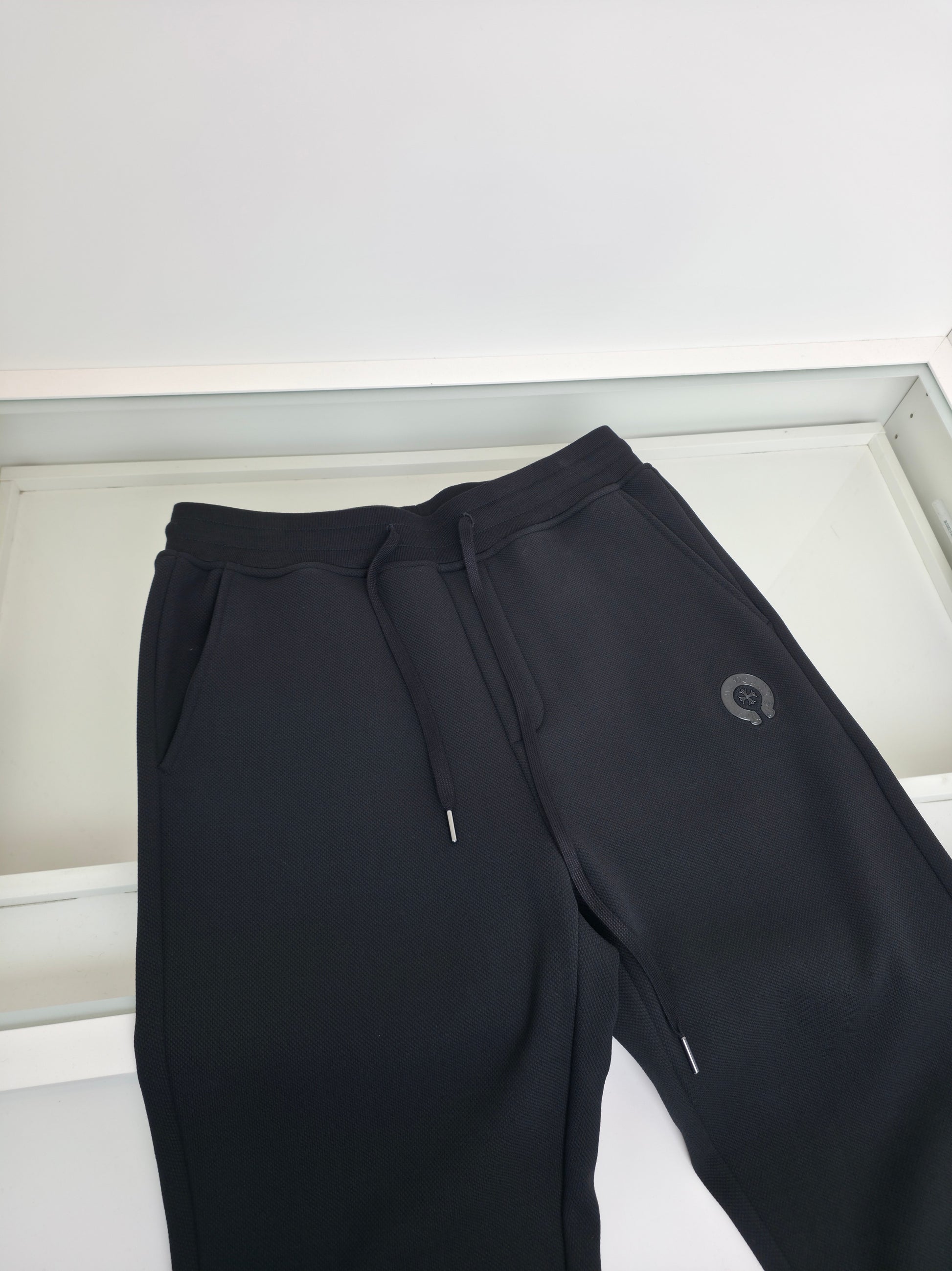 Black Pant - FashionHype.xyz