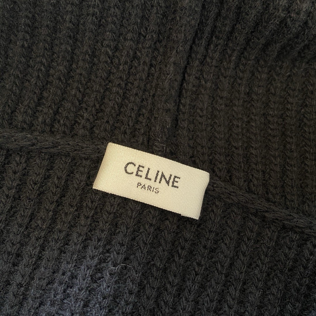 Black Hoodie - FashionHype.xyz