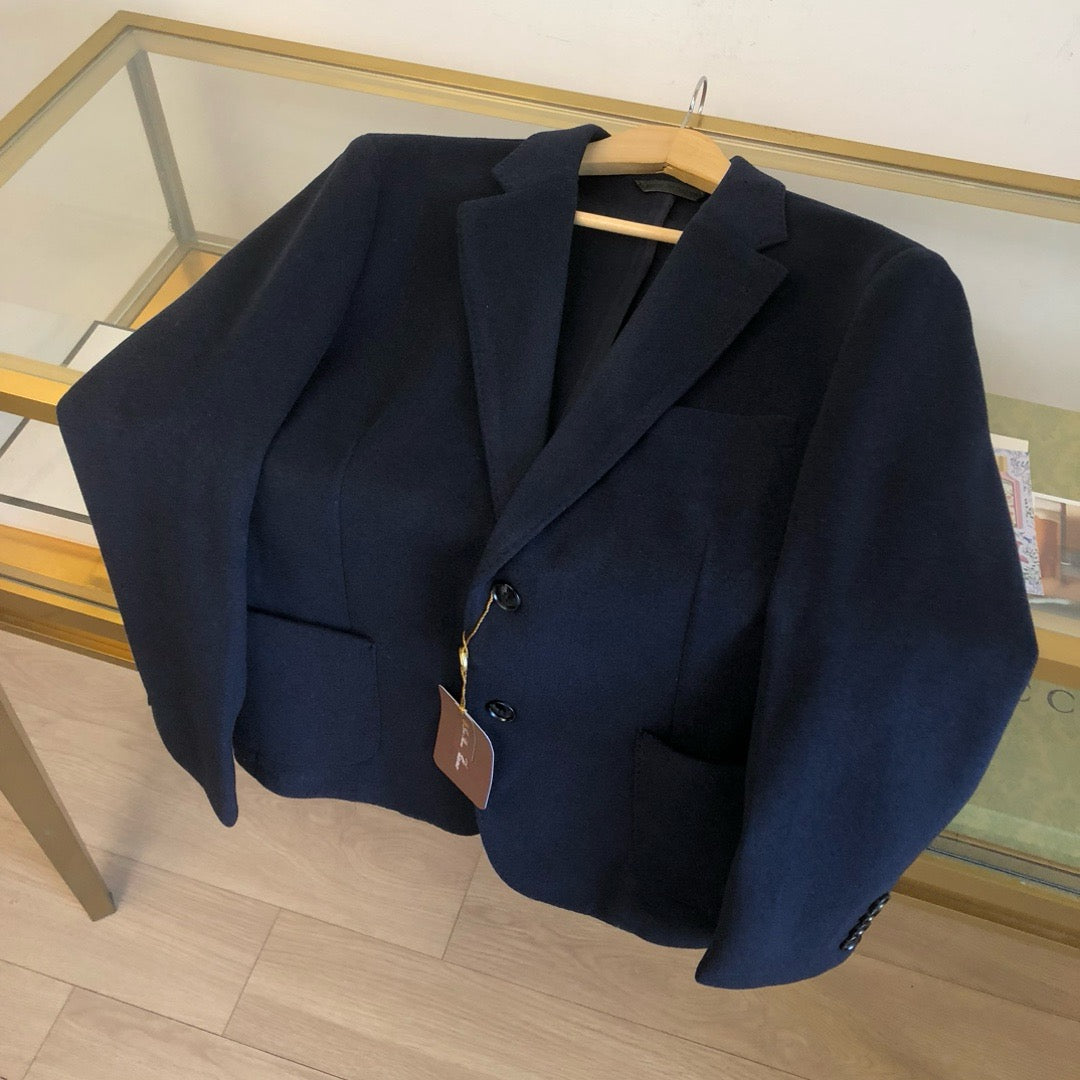 Black Jacket - FashionHype.xyz