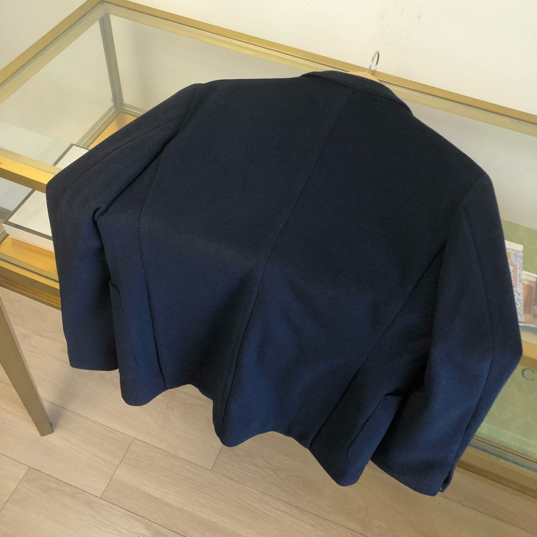 Black Jacket - FashionHype.xyz