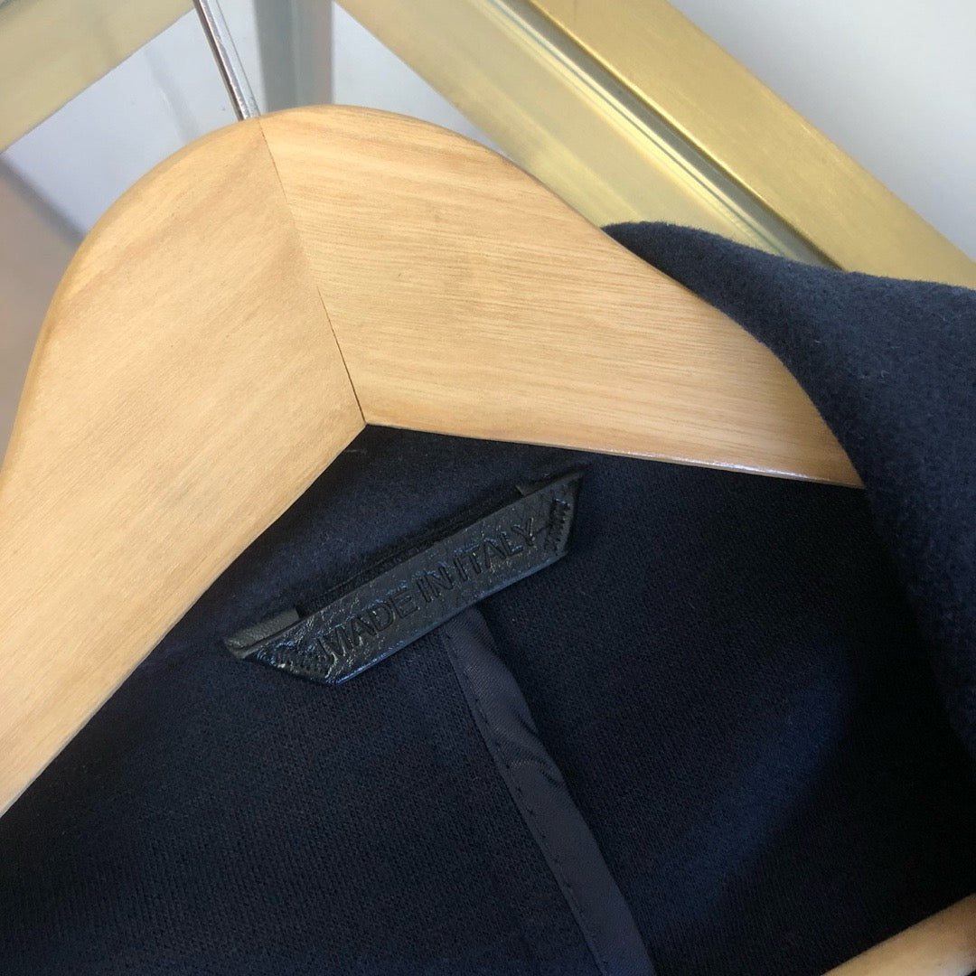 Black Jacket - FashionHype.xyz