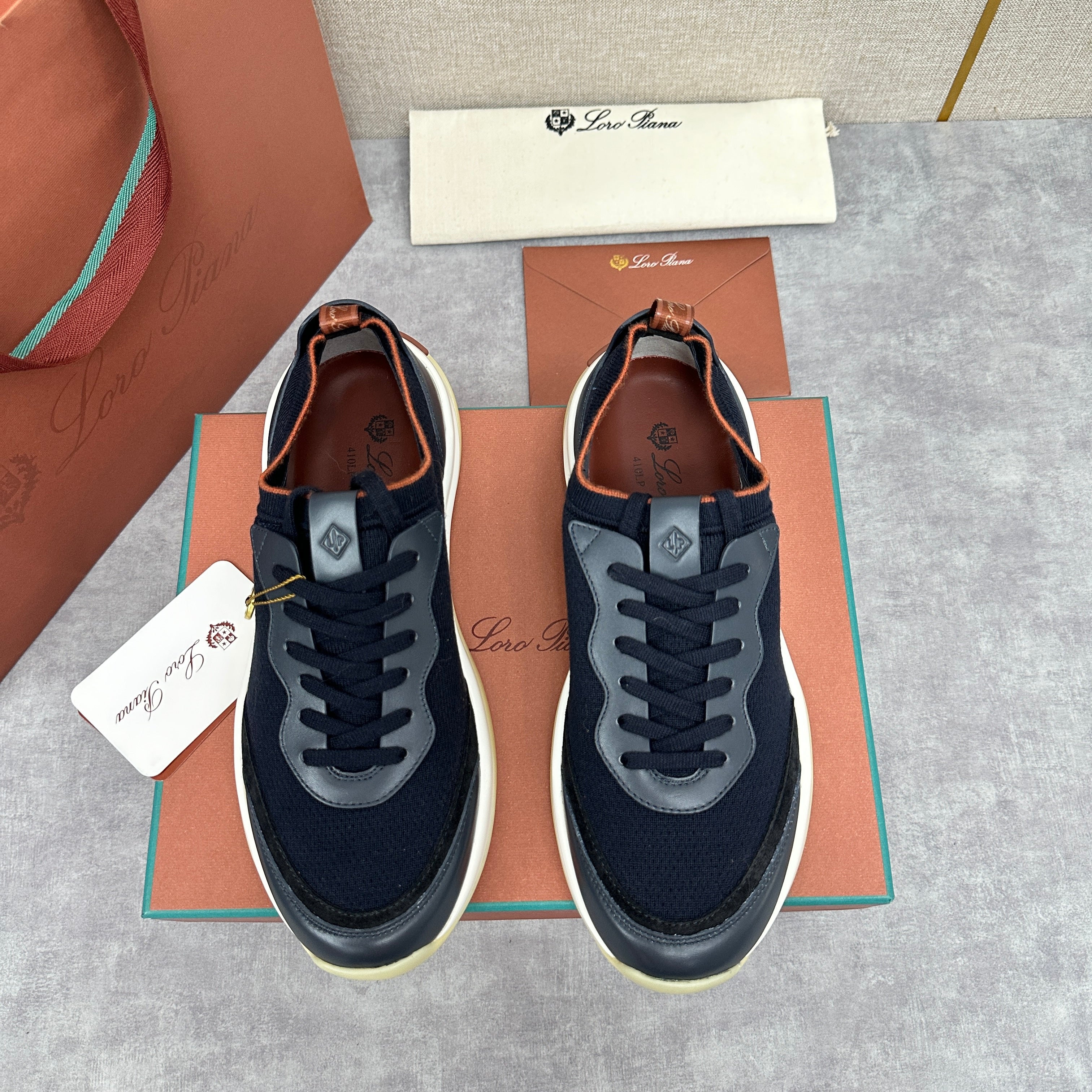Black Shoes