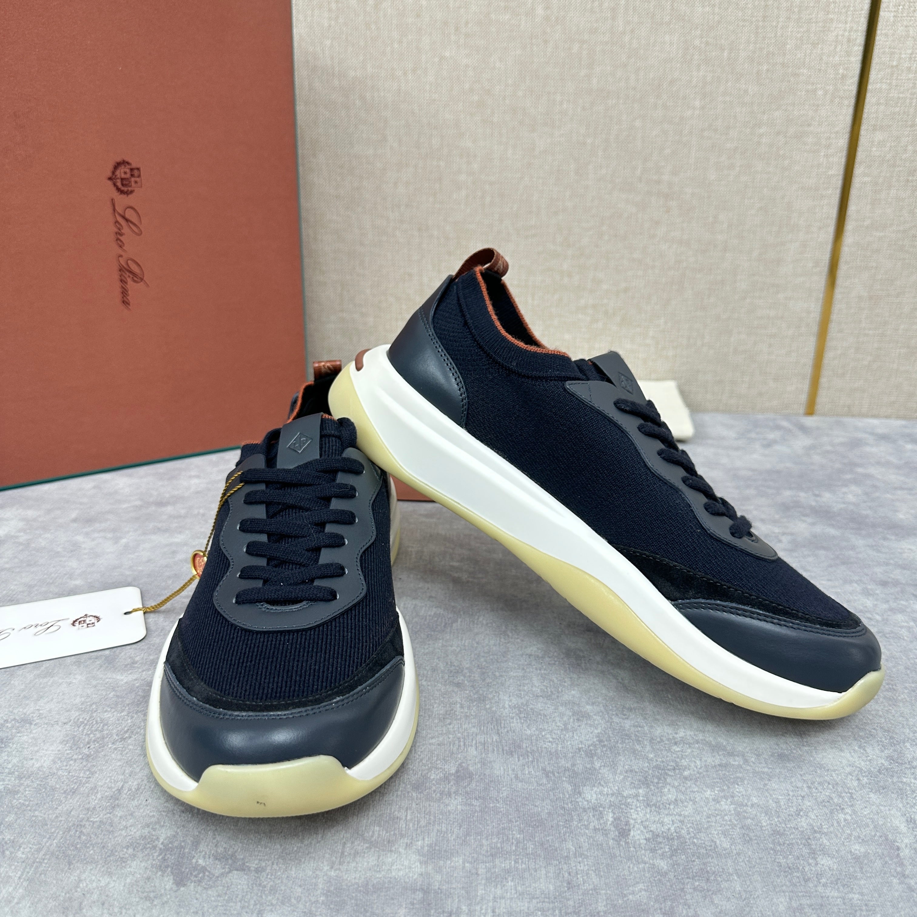 Black Shoes