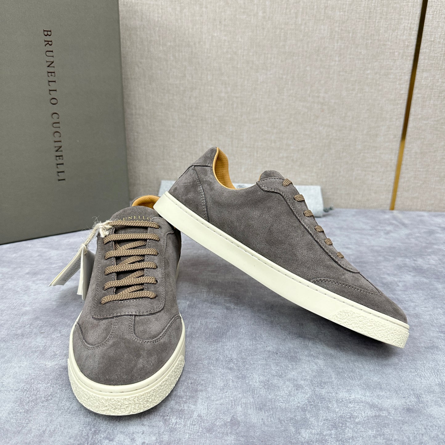 Blue Grey, Tan Brown, Grey, Olive Green, and Dark Brown Shoes