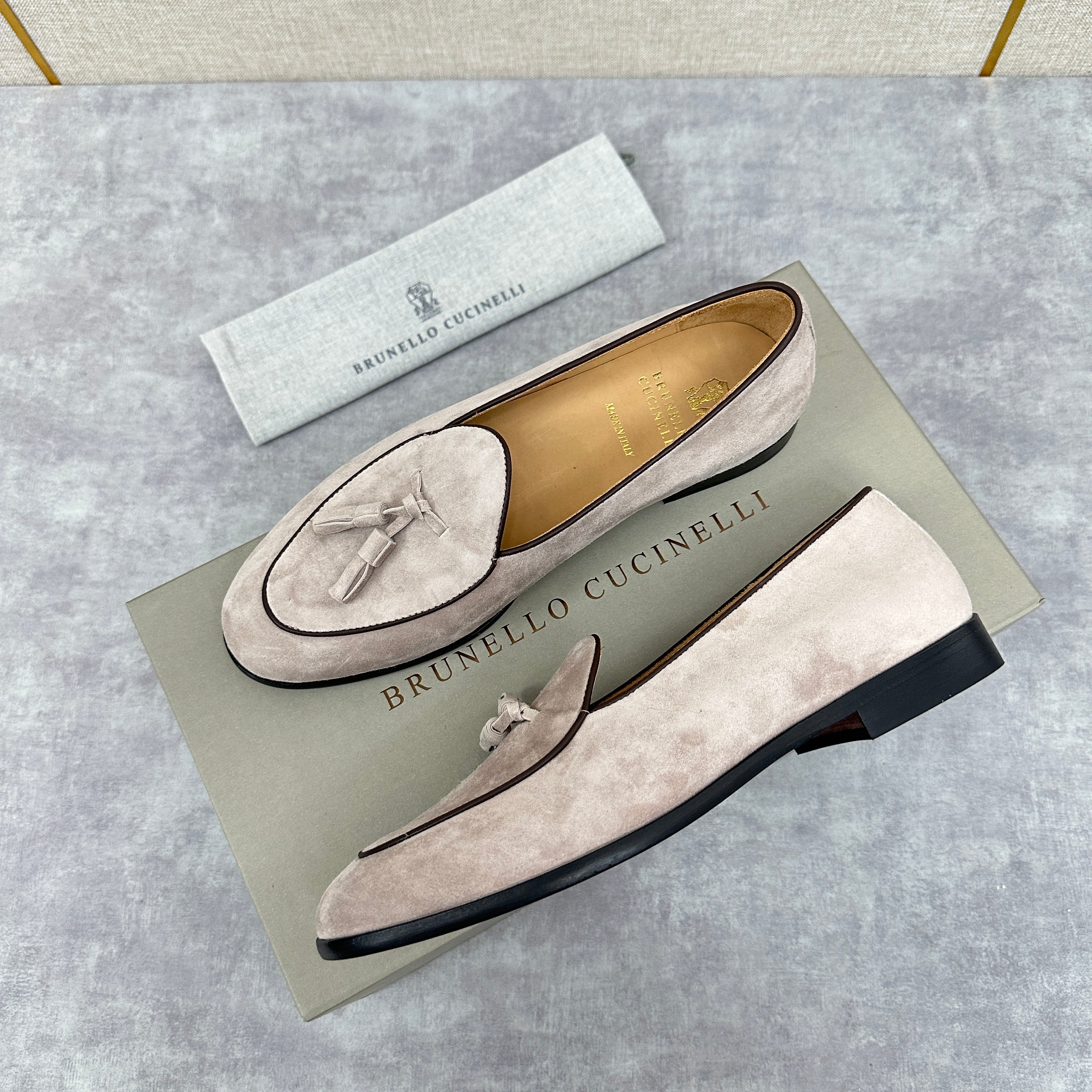 Grey Shoes - Size 43 - FashionHype.xyz