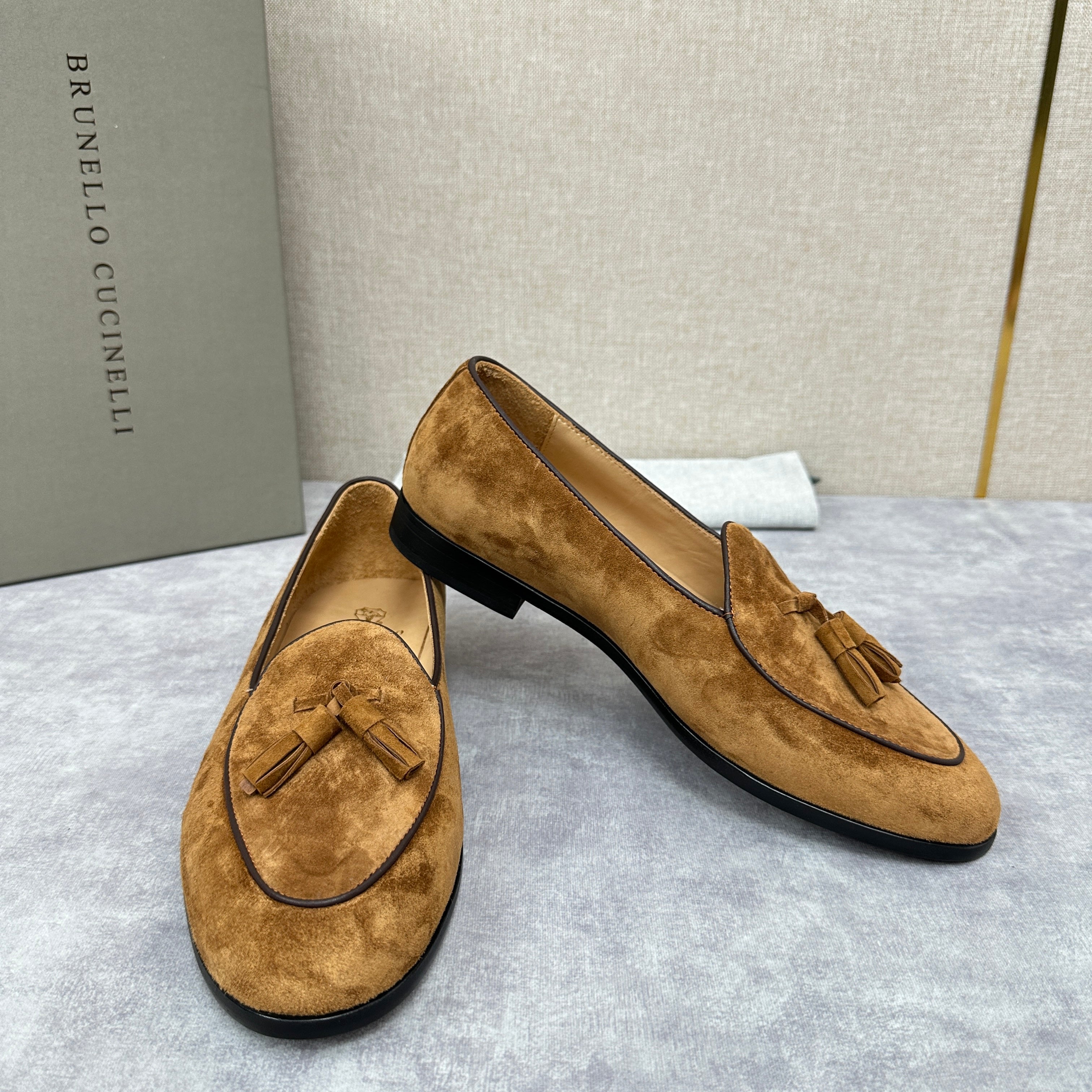 Grey Shoes - Size 43 - FashionHype.xyz
