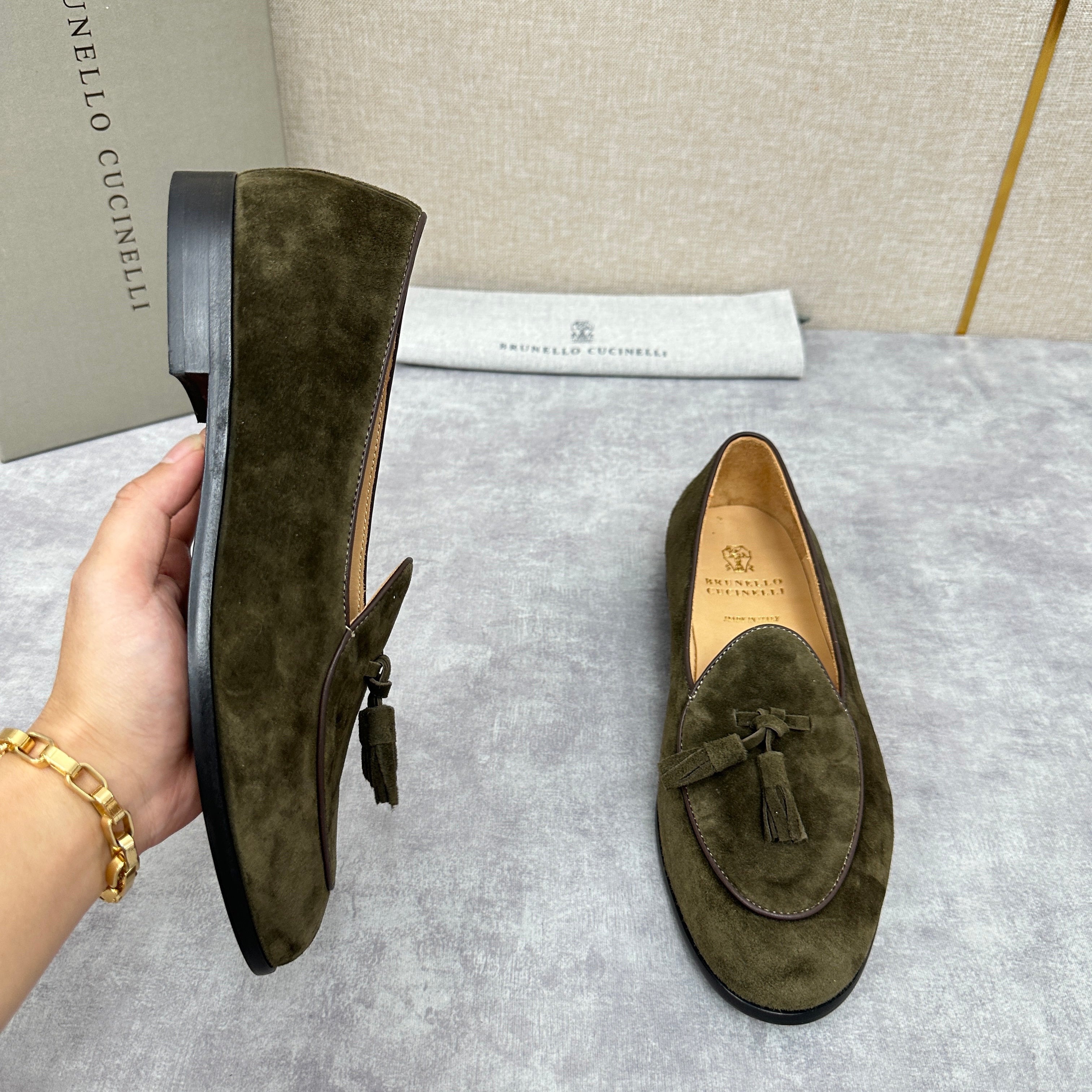 Grey Shoes - Size 43 - FashionHype.xyz