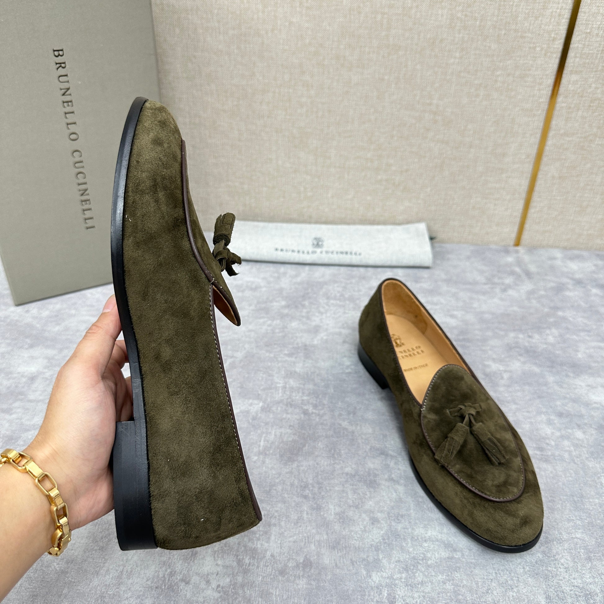 Grey Shoes - Size 43 - FashionHype.xyz