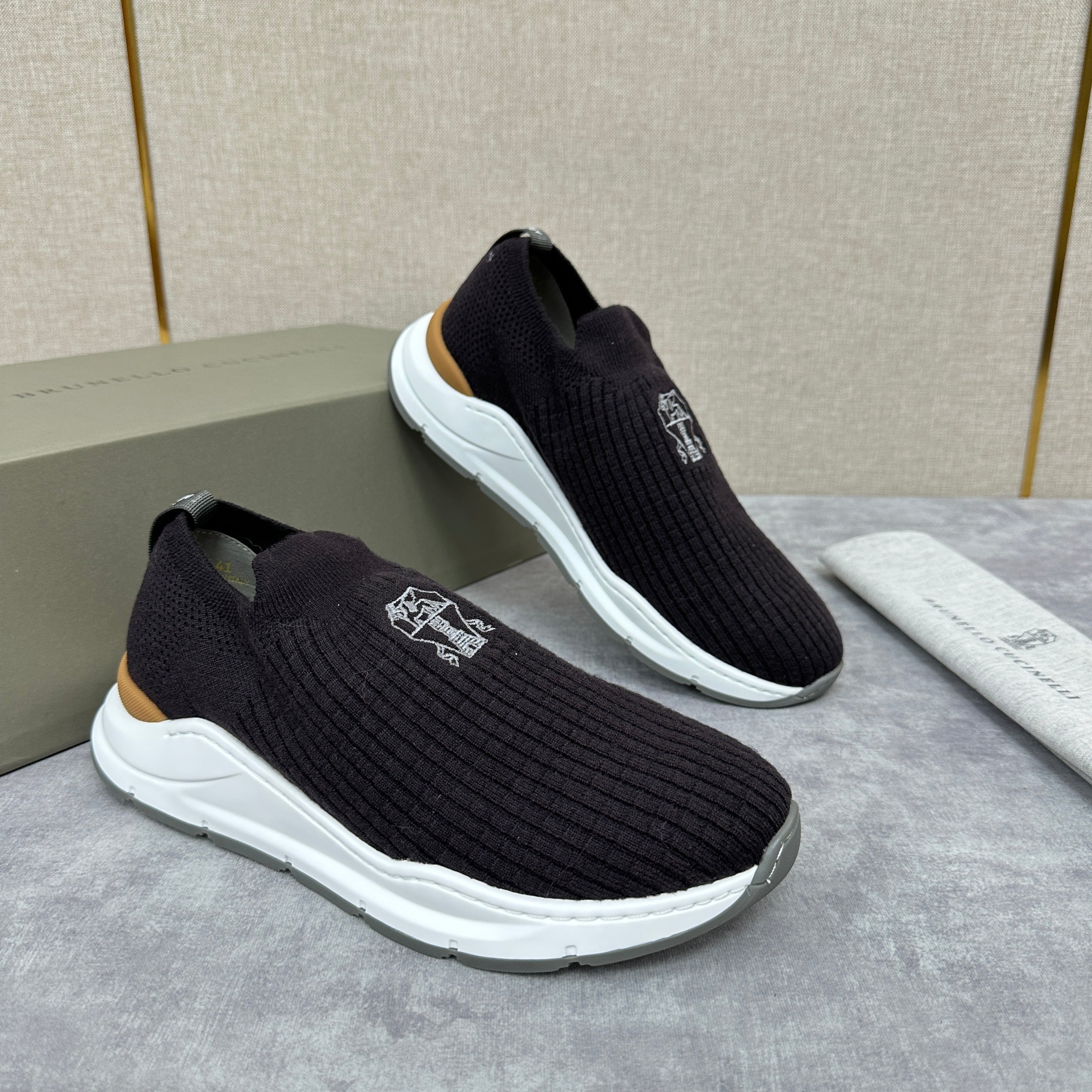 Light grey, Sky blue, Green, Blue and Black Shoes
