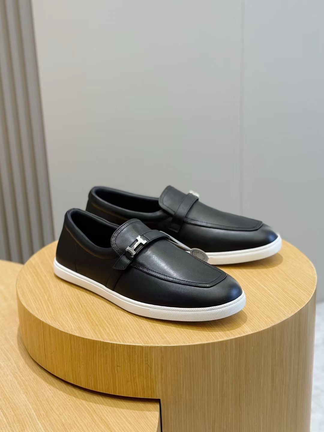 Black Shoes
