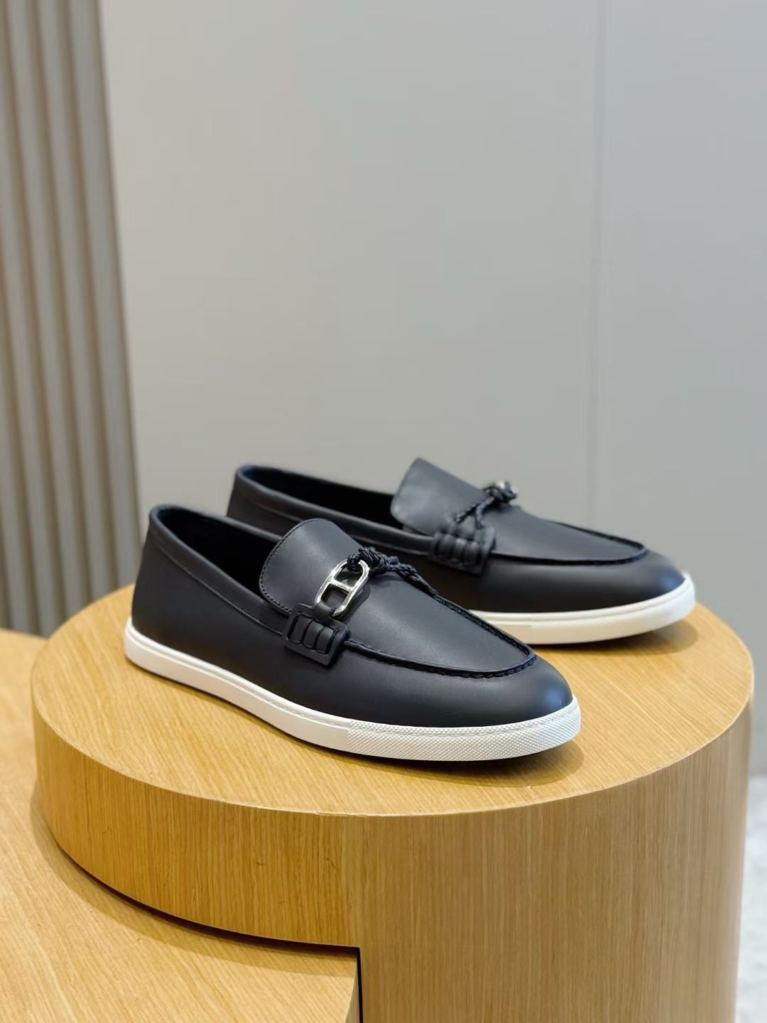 Black Shoes