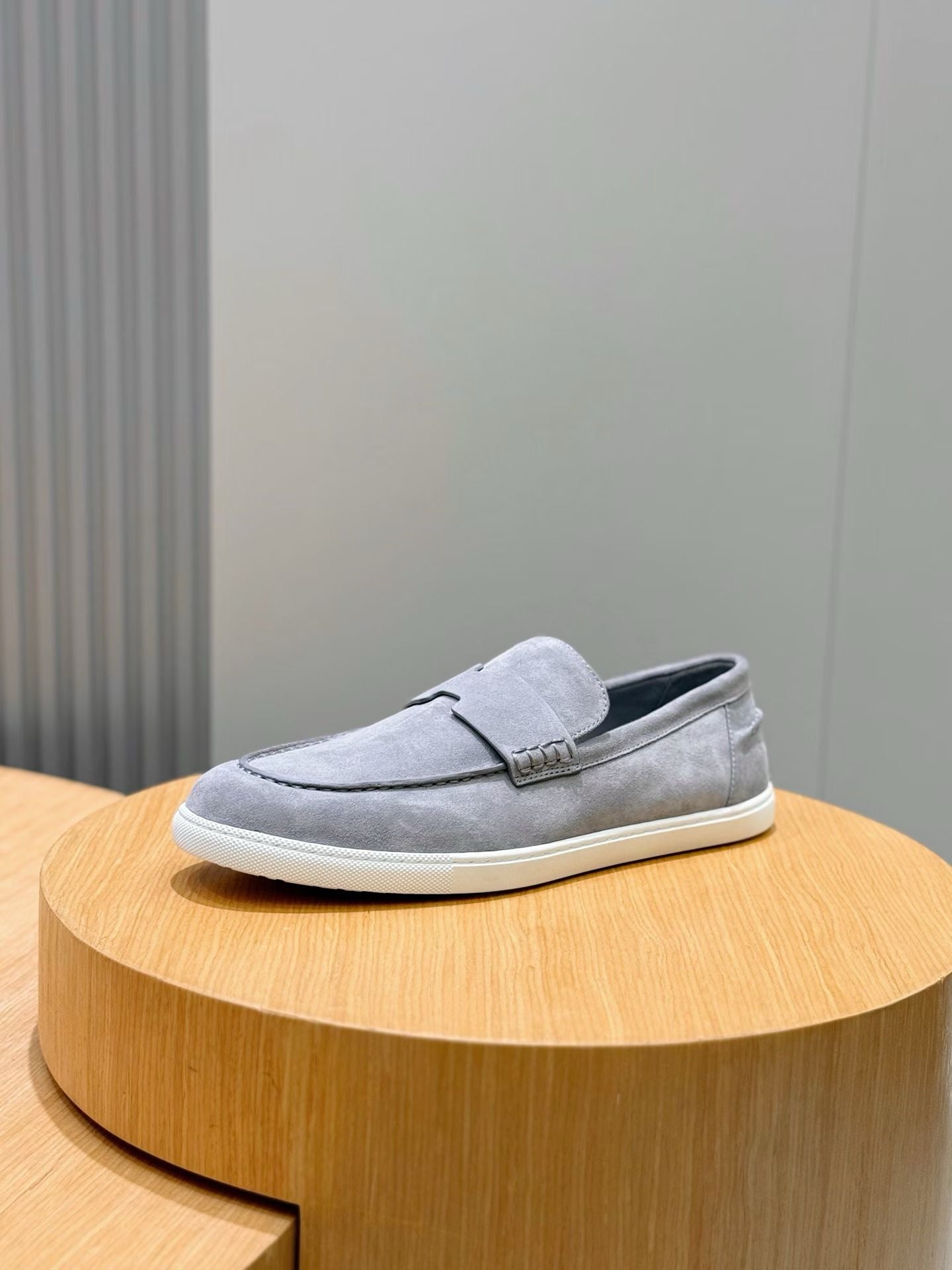 Black and Grey Shoes - FashionHype.xyz