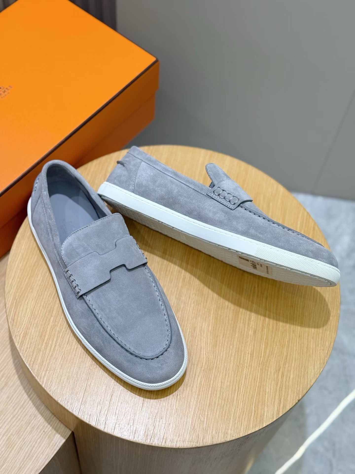 Black and Grey Shoes - FashionHype.xyz
