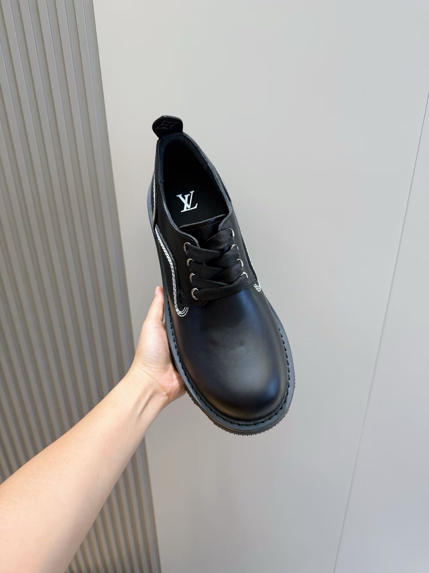 Black Shoes