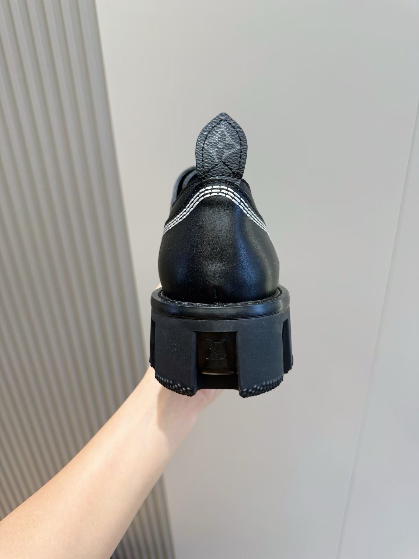 Black Shoes