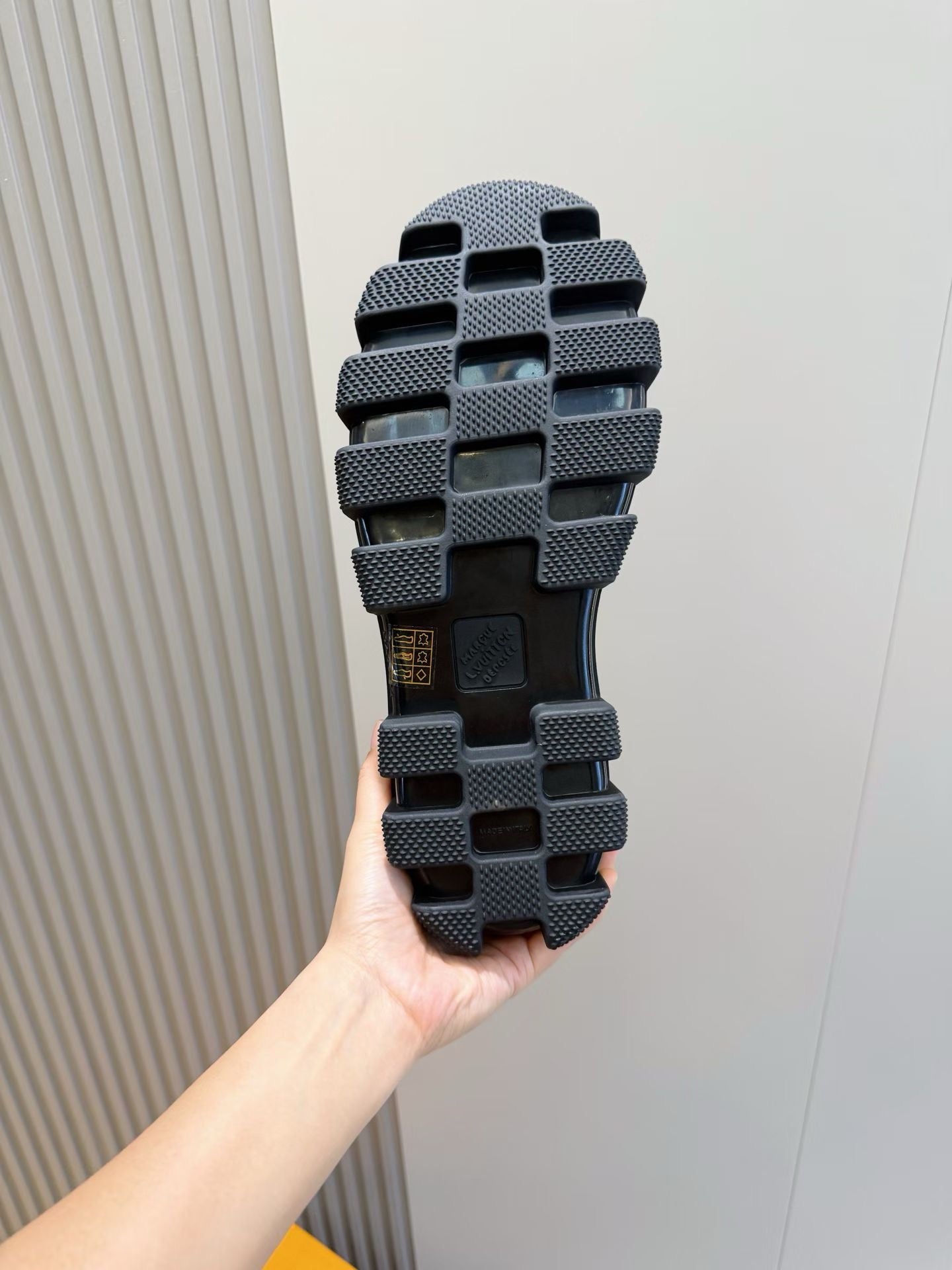 Black Shoes