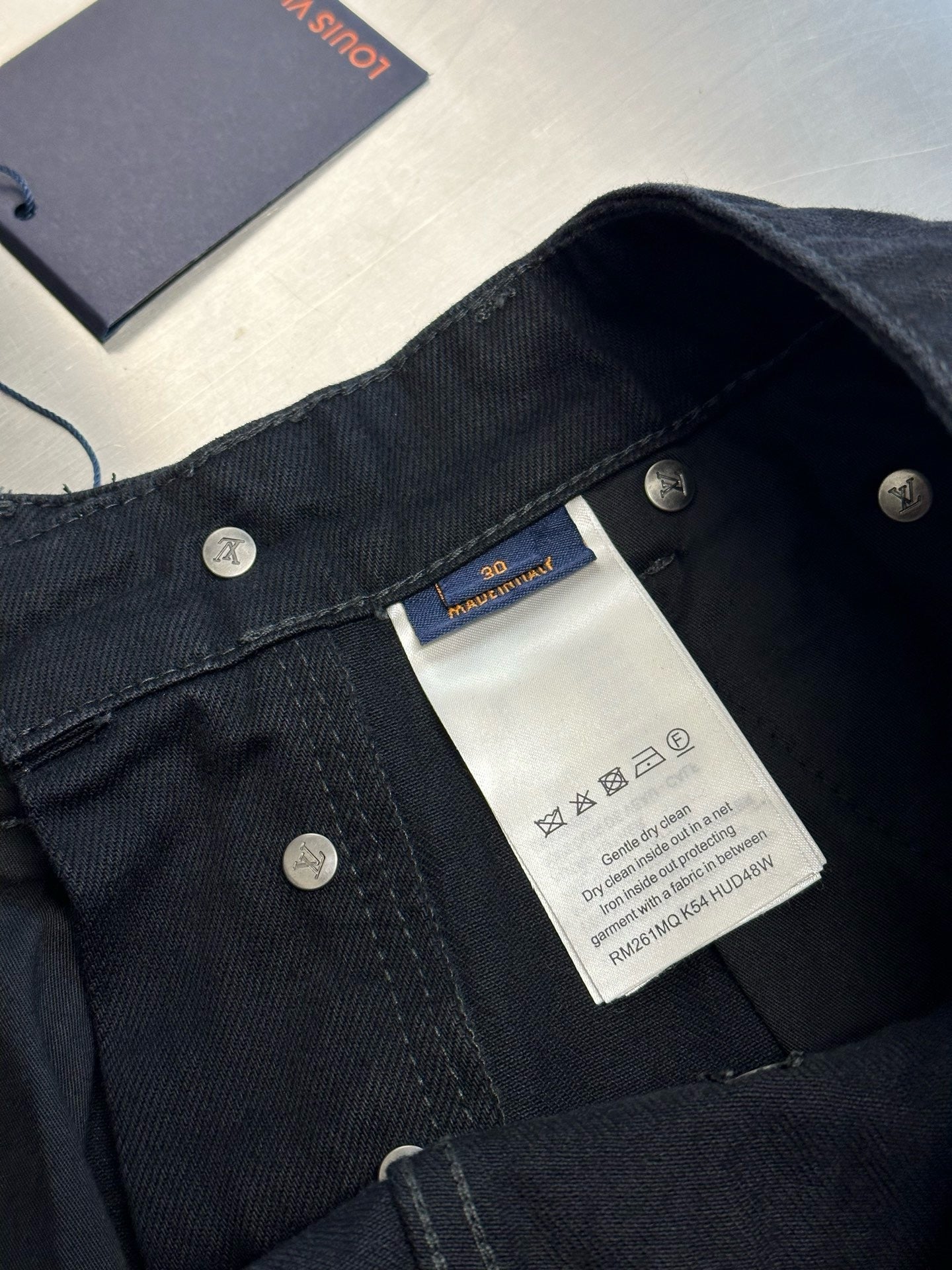 Black Pant - FashionHype.xyz