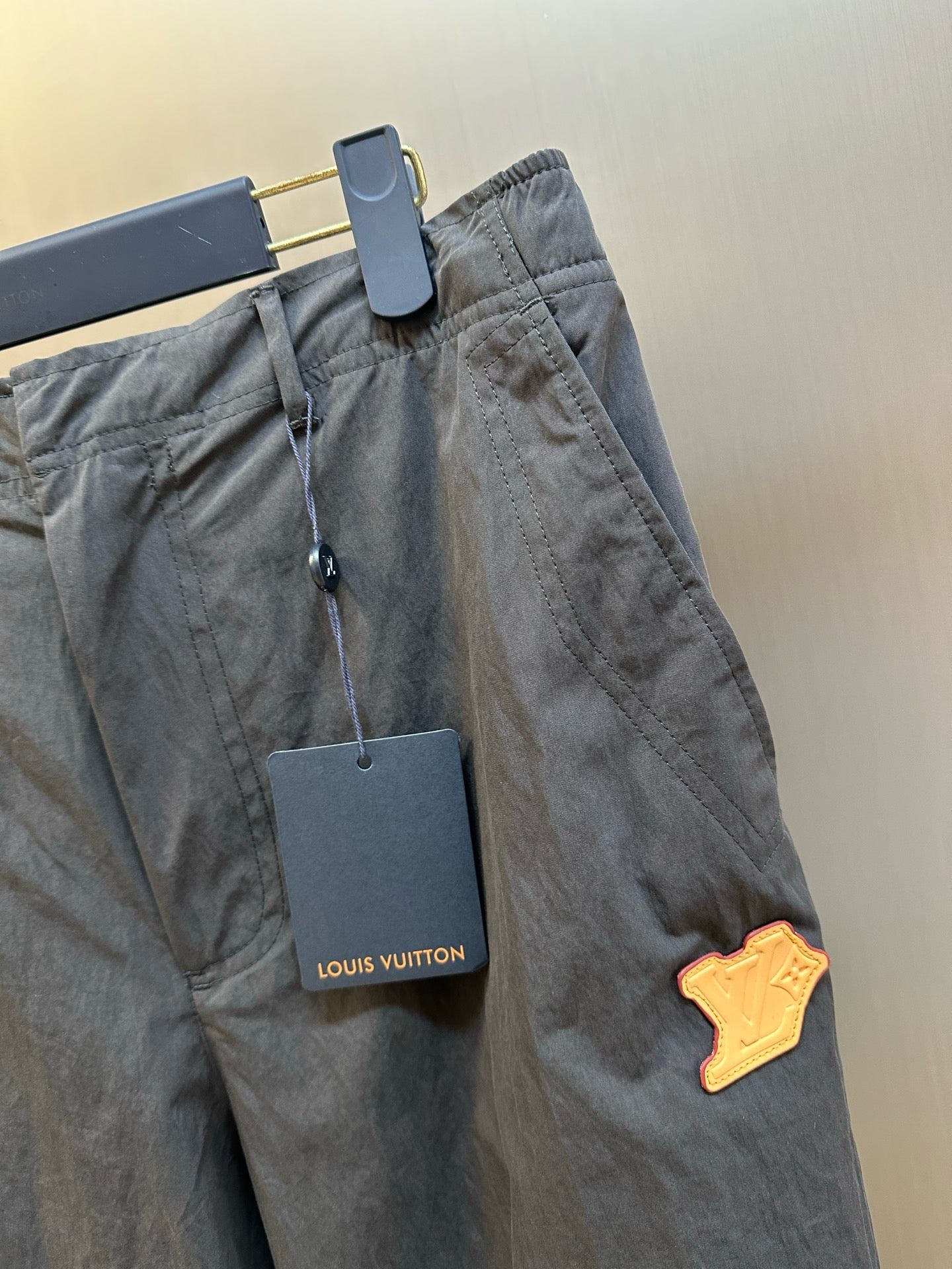 Black Pant - FashionHype.xyz