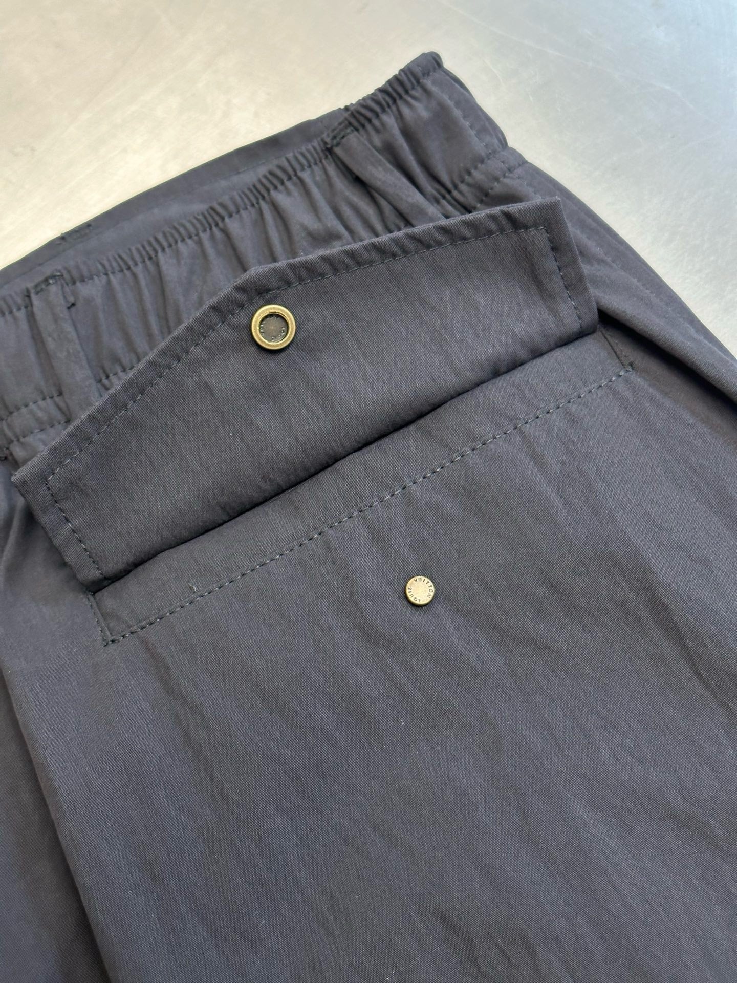 Black Pant - FashionHype.xyz