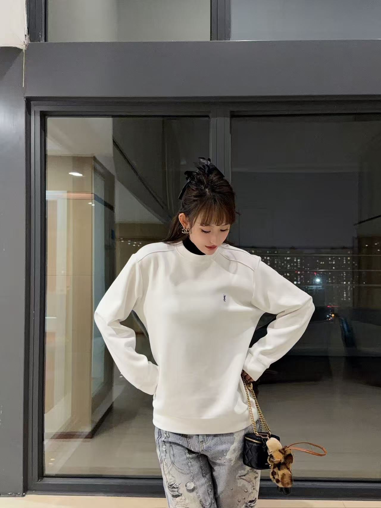 White and Black Sweatshirt