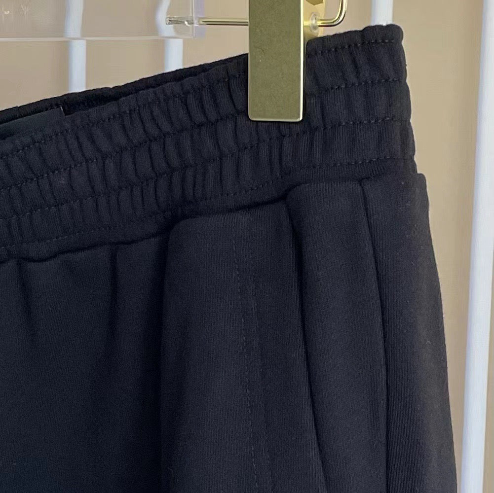 Black Pant - FashionHype.xyz