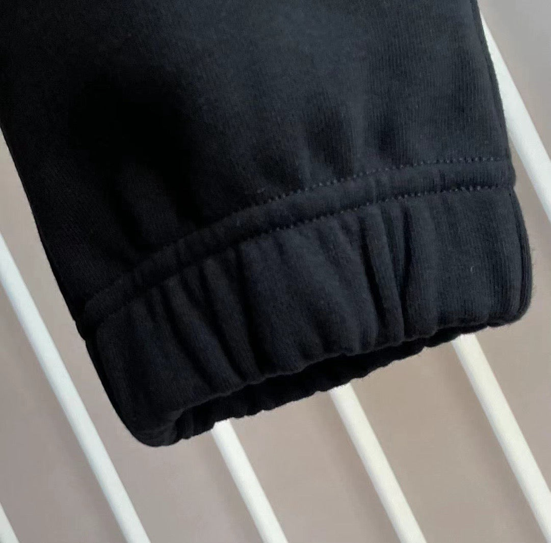 Black Pant - FashionHype.xyz