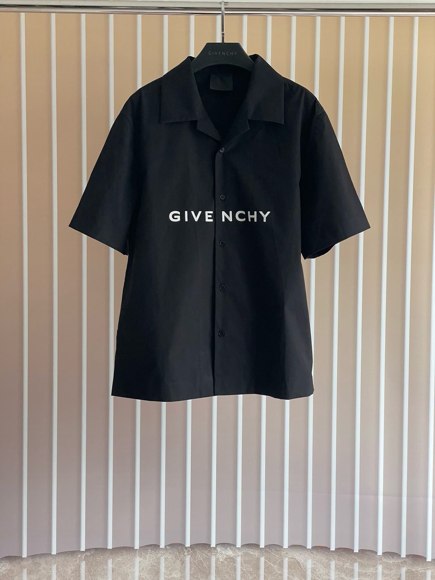 Black and White Shirt - FashionHype.xyz