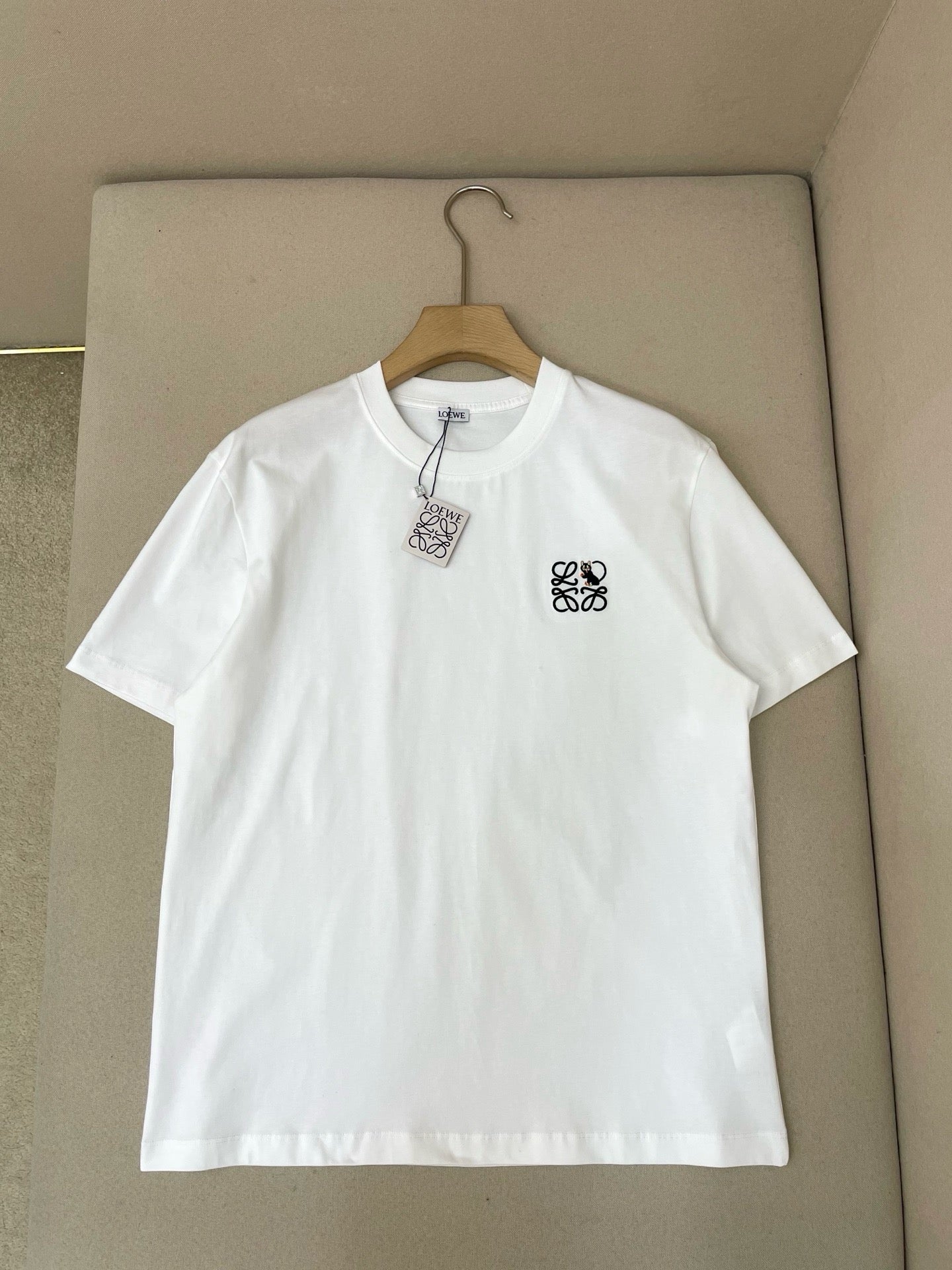 White T-Shirt - FashionHype.xyz