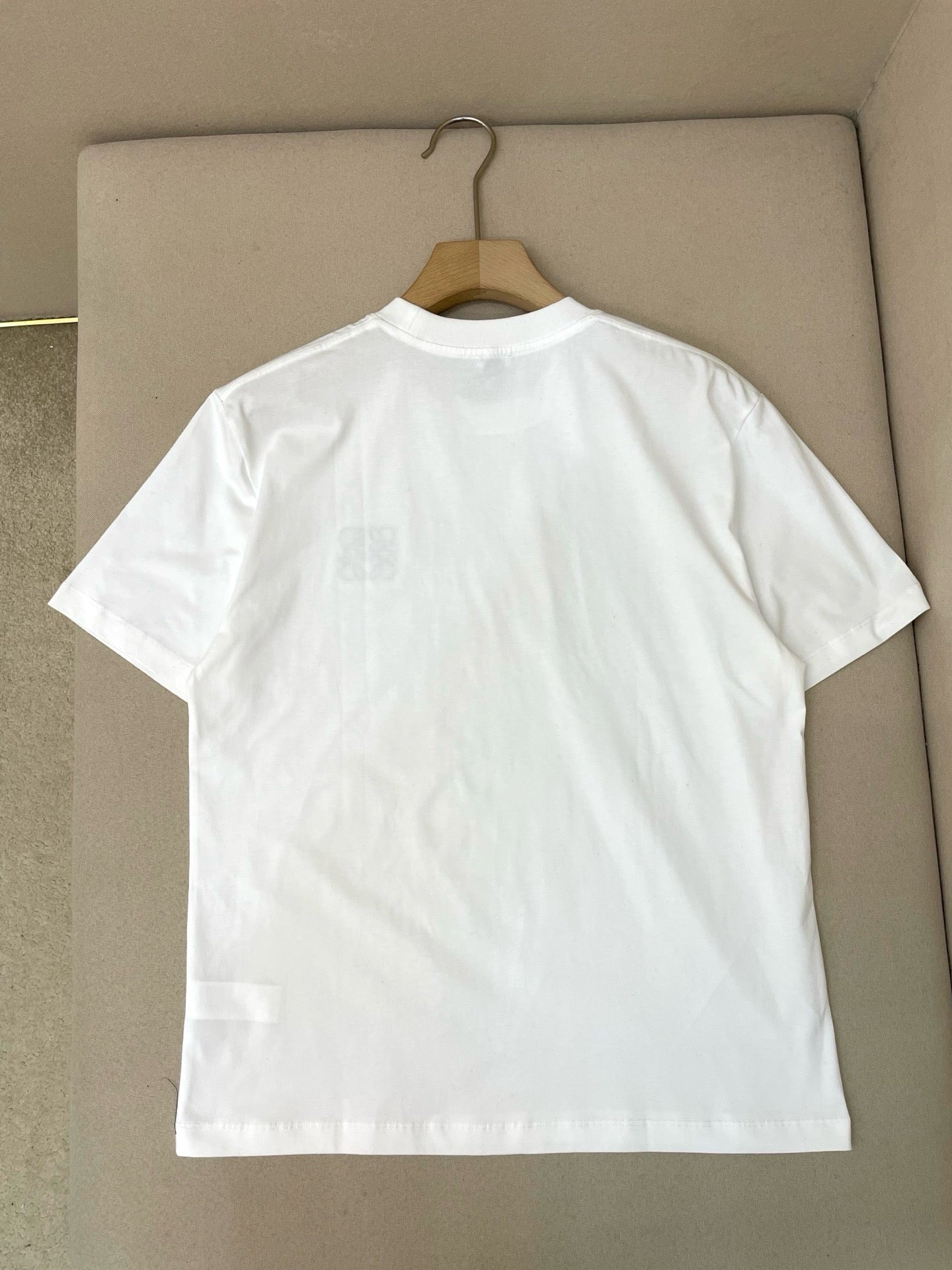 White T-Shirt - FashionHype.xyz