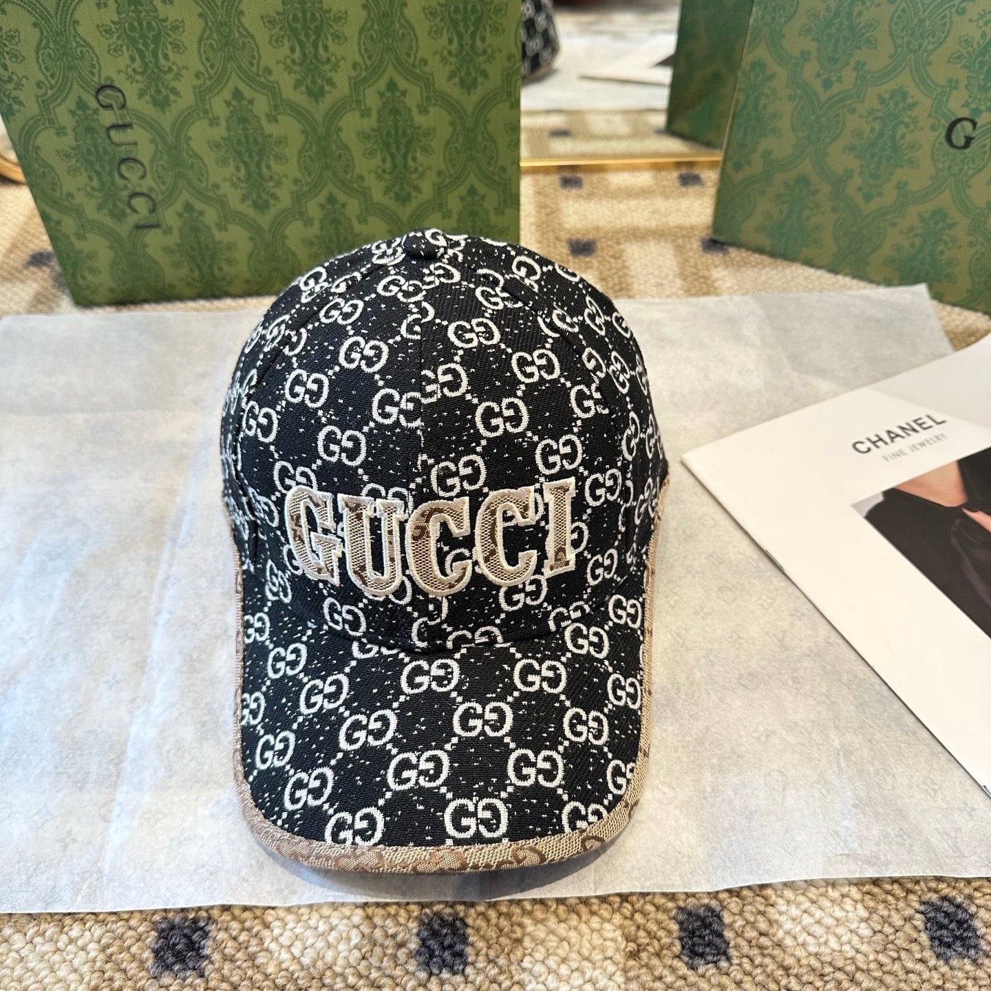 Black white Cap