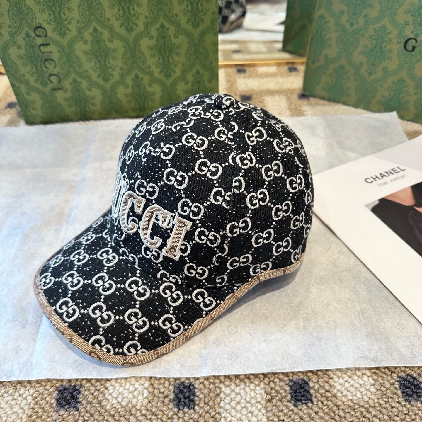 Black white Cap
