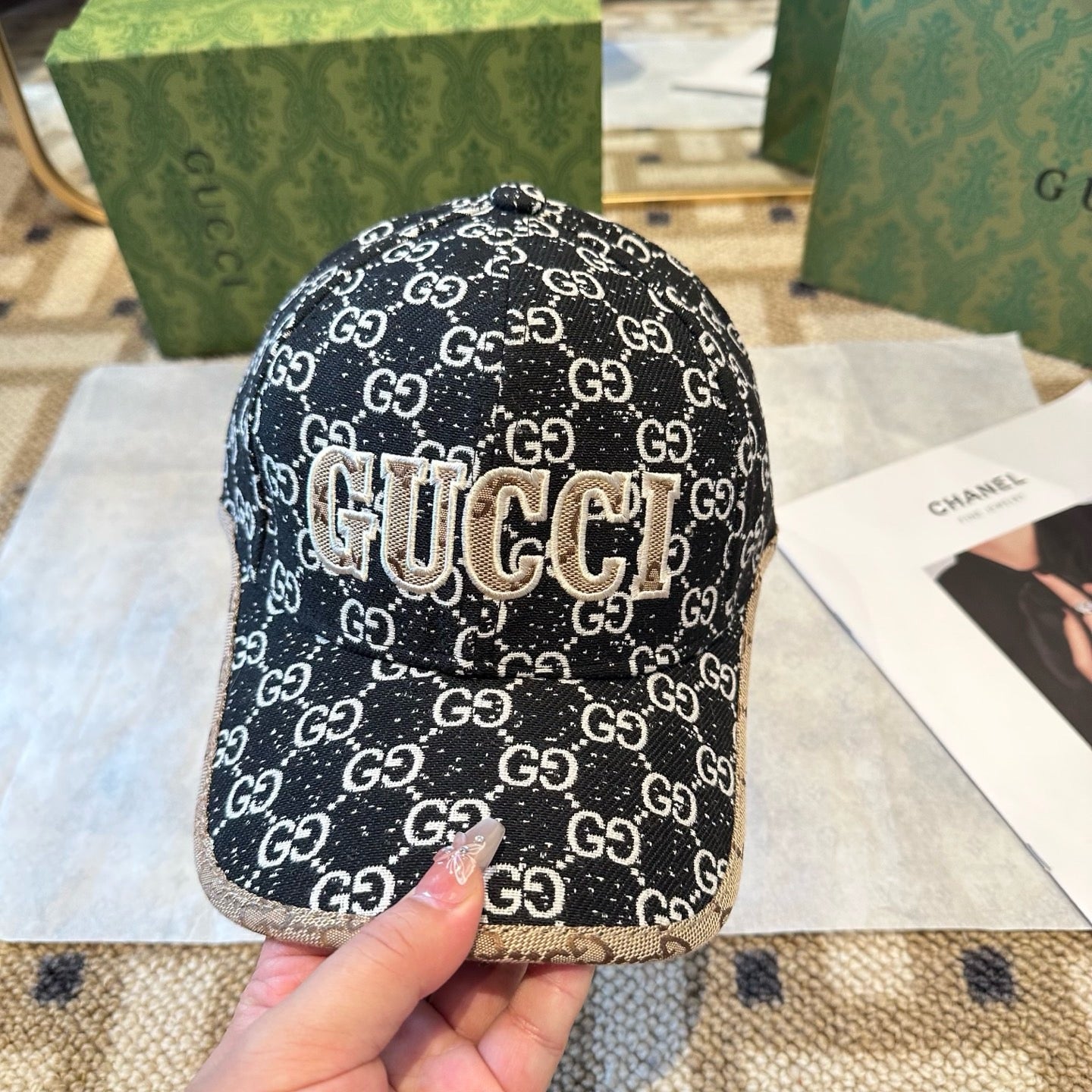 Black white Cap