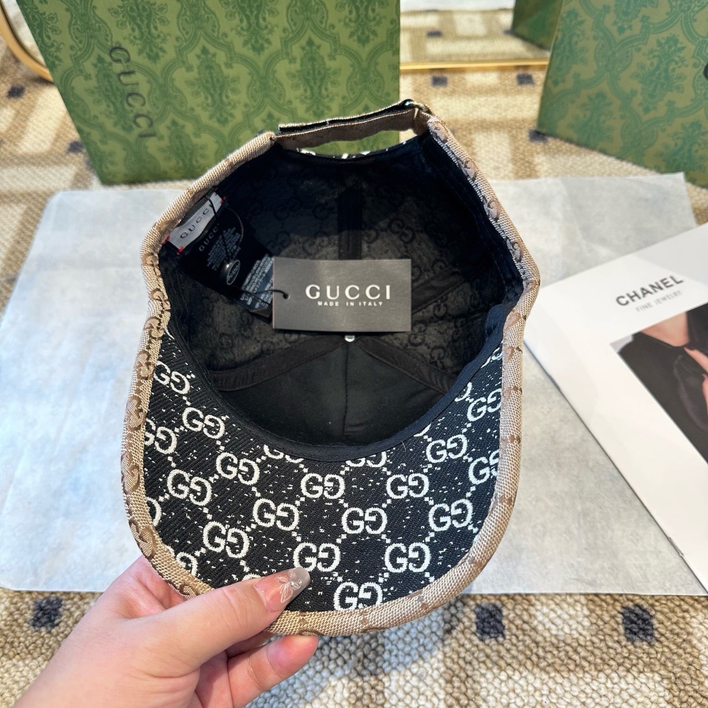 Black white Cap