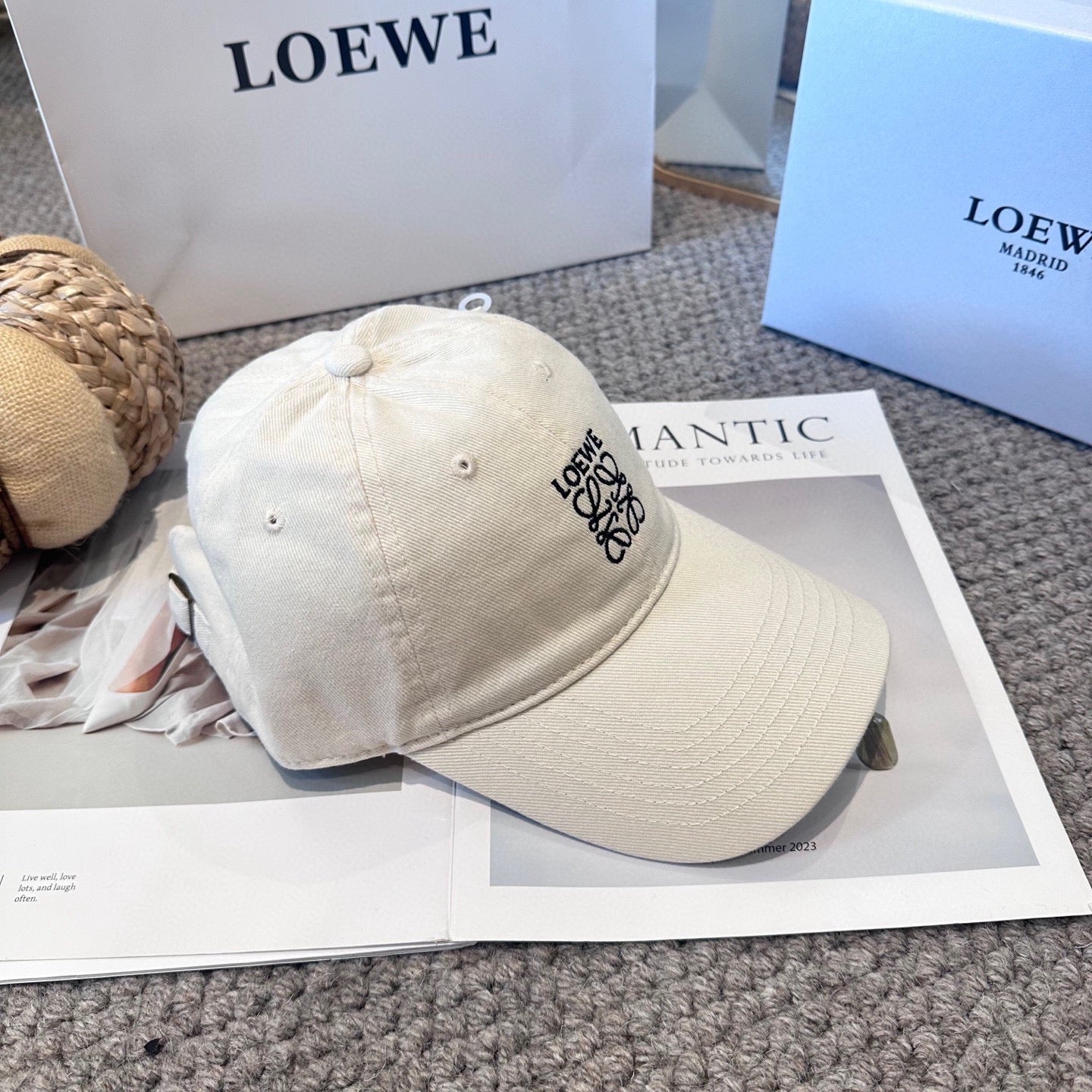 Multi-color Caps - FashionHype.xyz