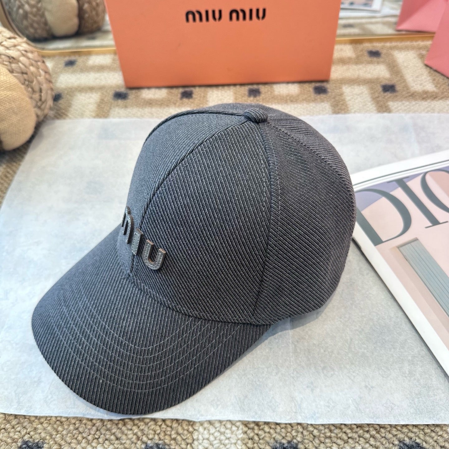 Dark grey Cap