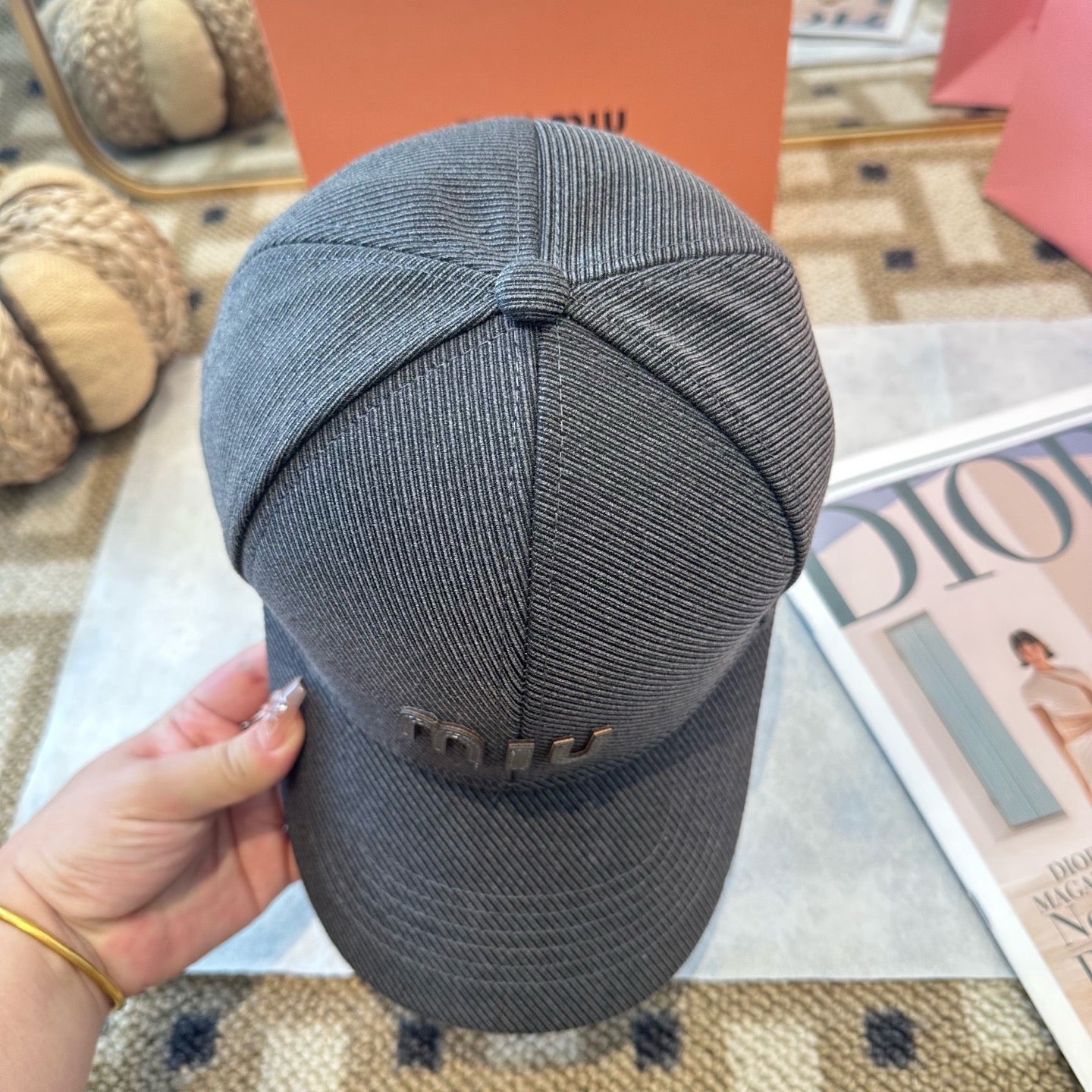 Dark grey Cap