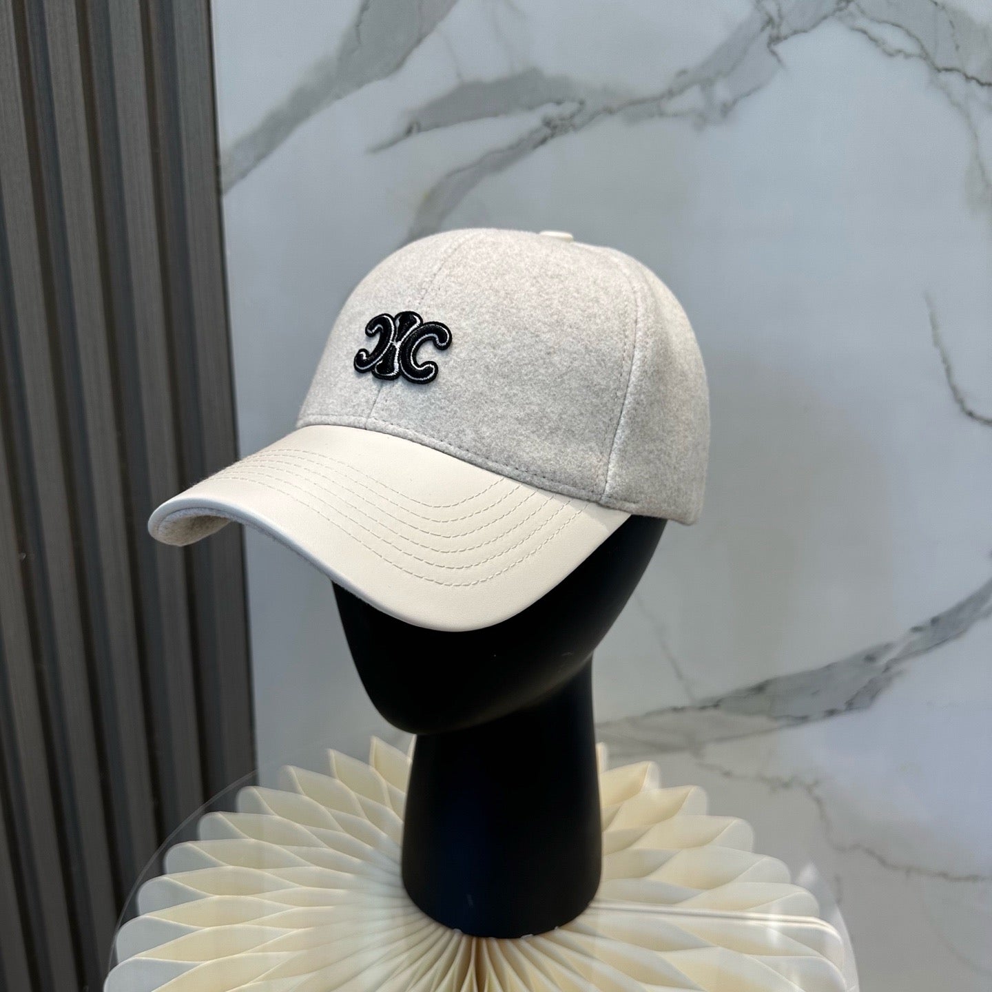 Multi-colors Cap