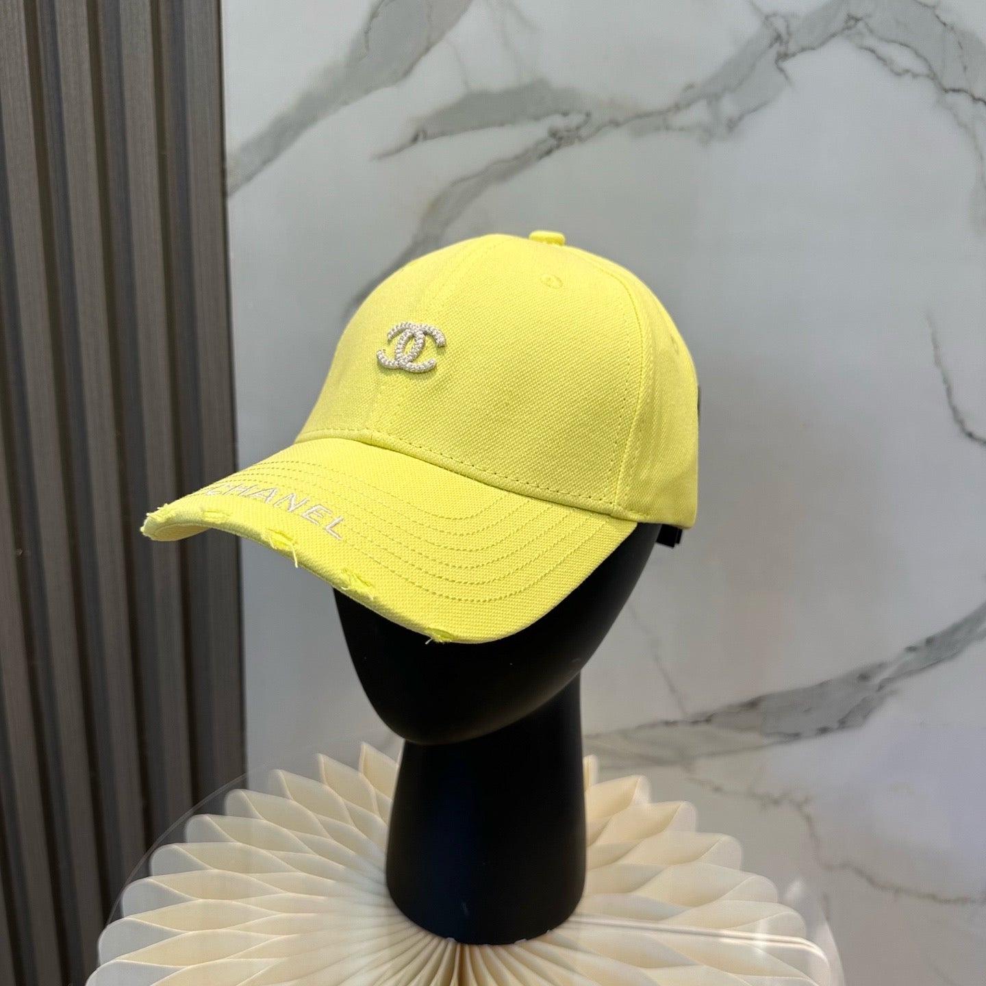 Multi-colors Cap