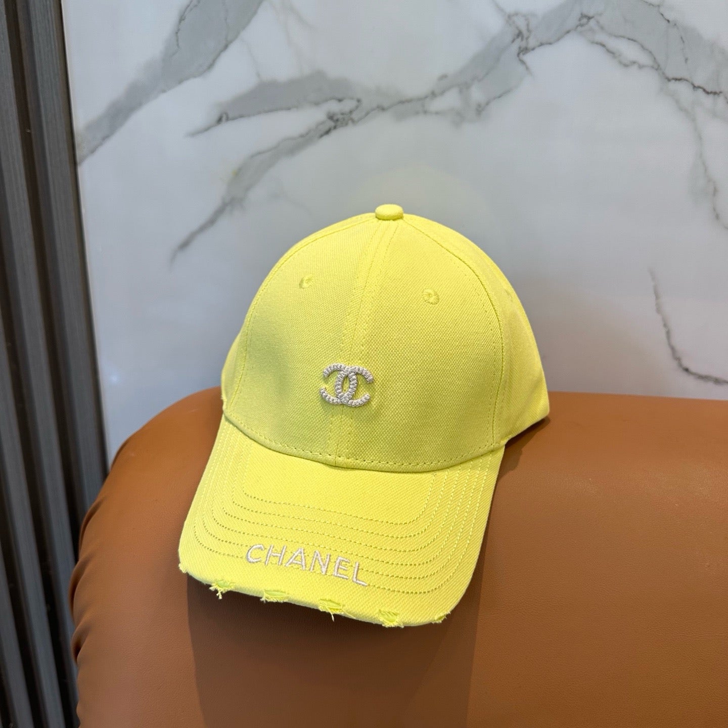 Multi-colors Cap