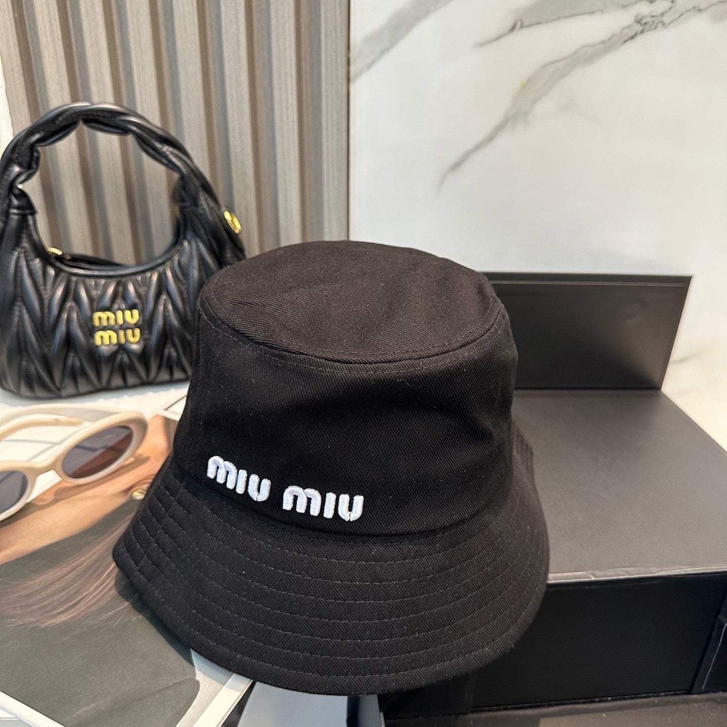 White and Black Hat