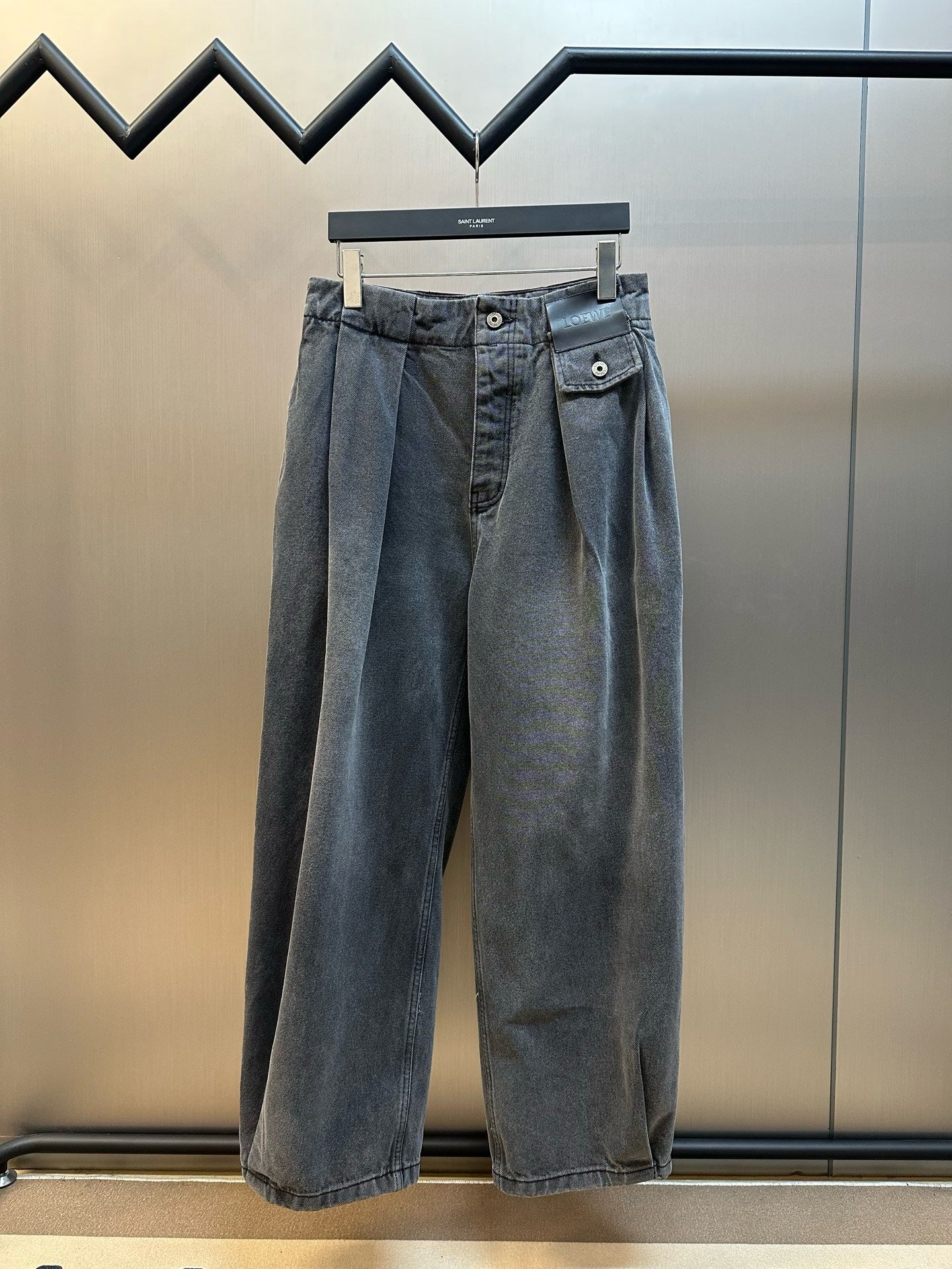 Dark grey Pant - FashionHype.xyz