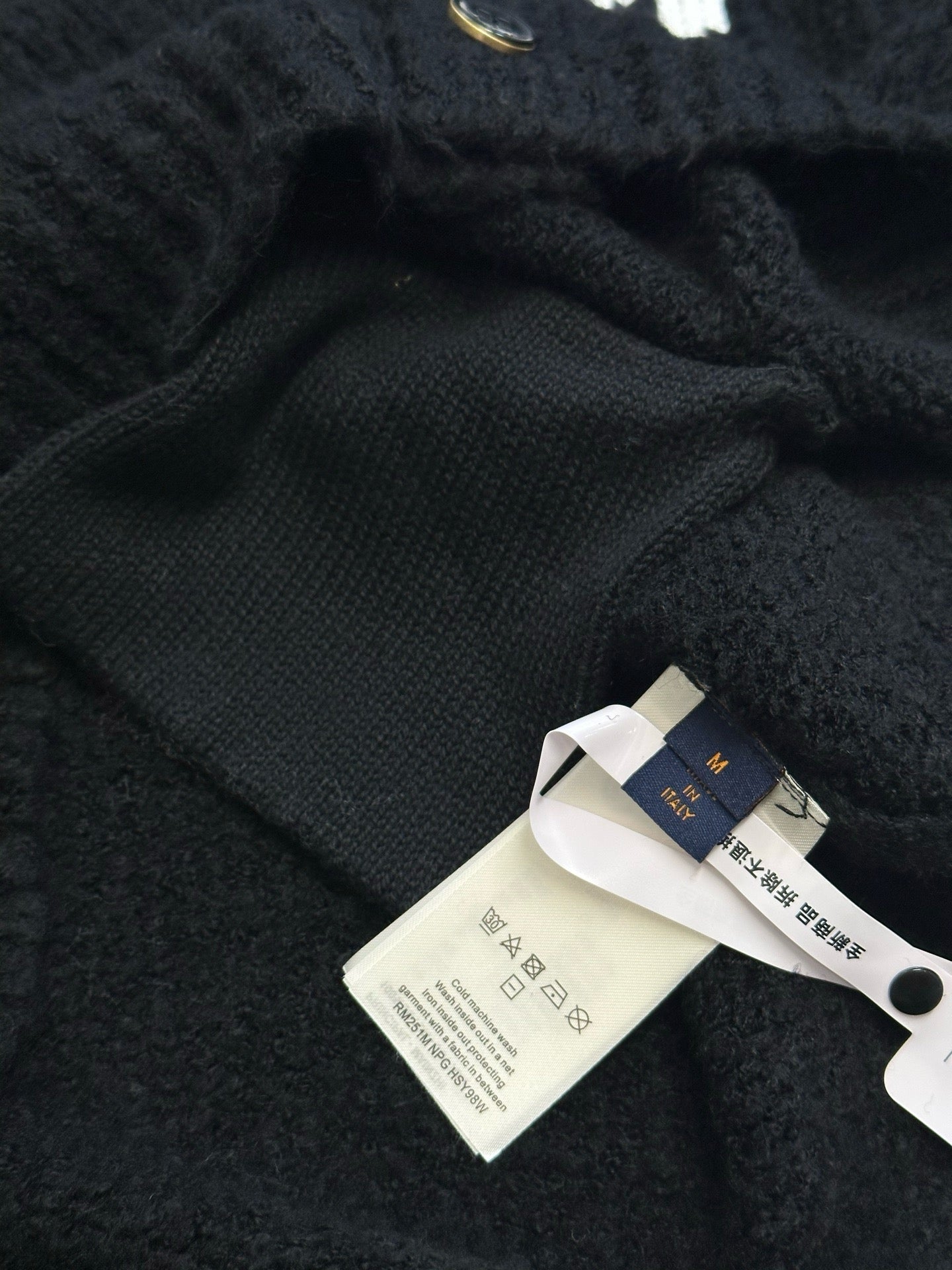 Black Jacket - FashionHype.xyz