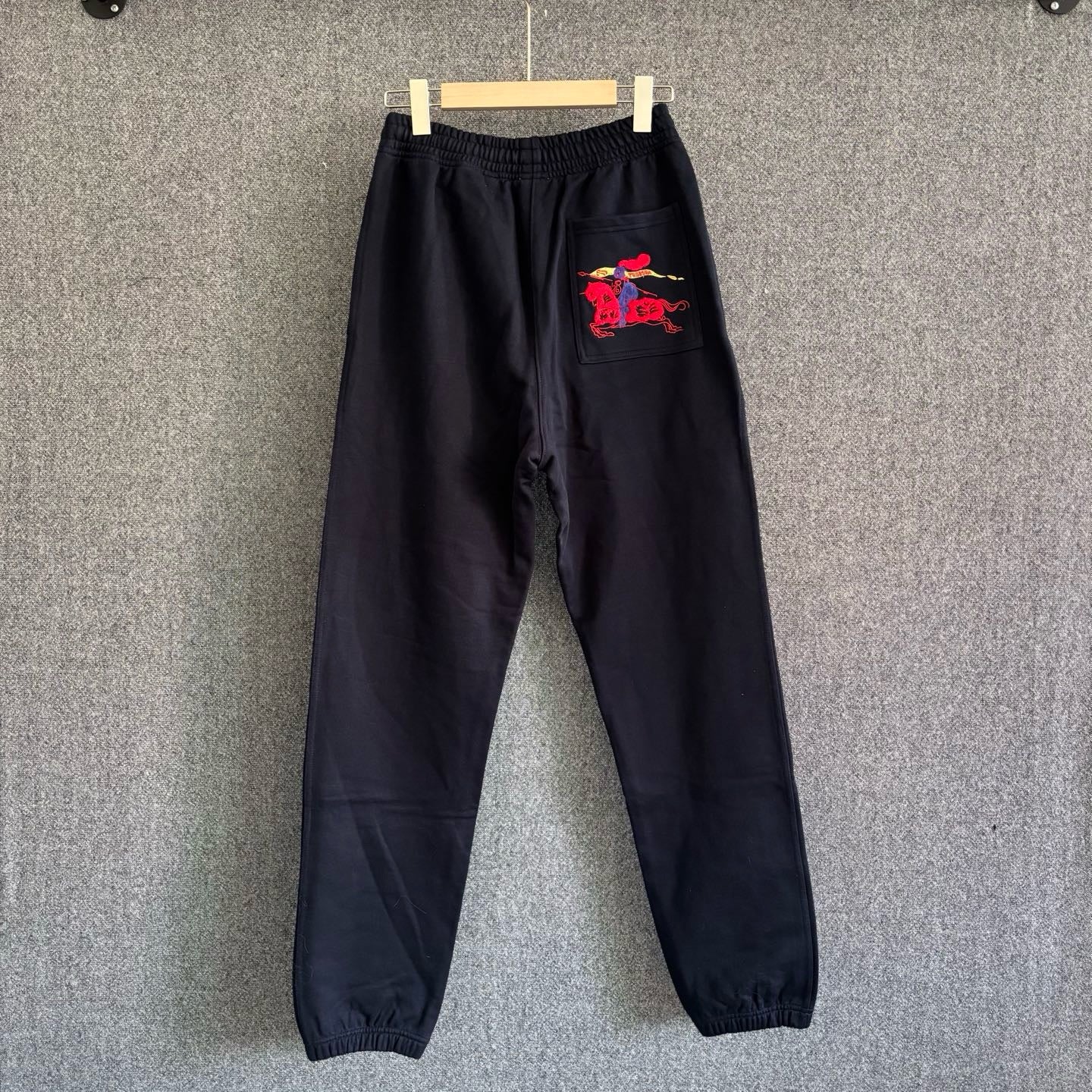 Black Pant - FashionHype.xyz