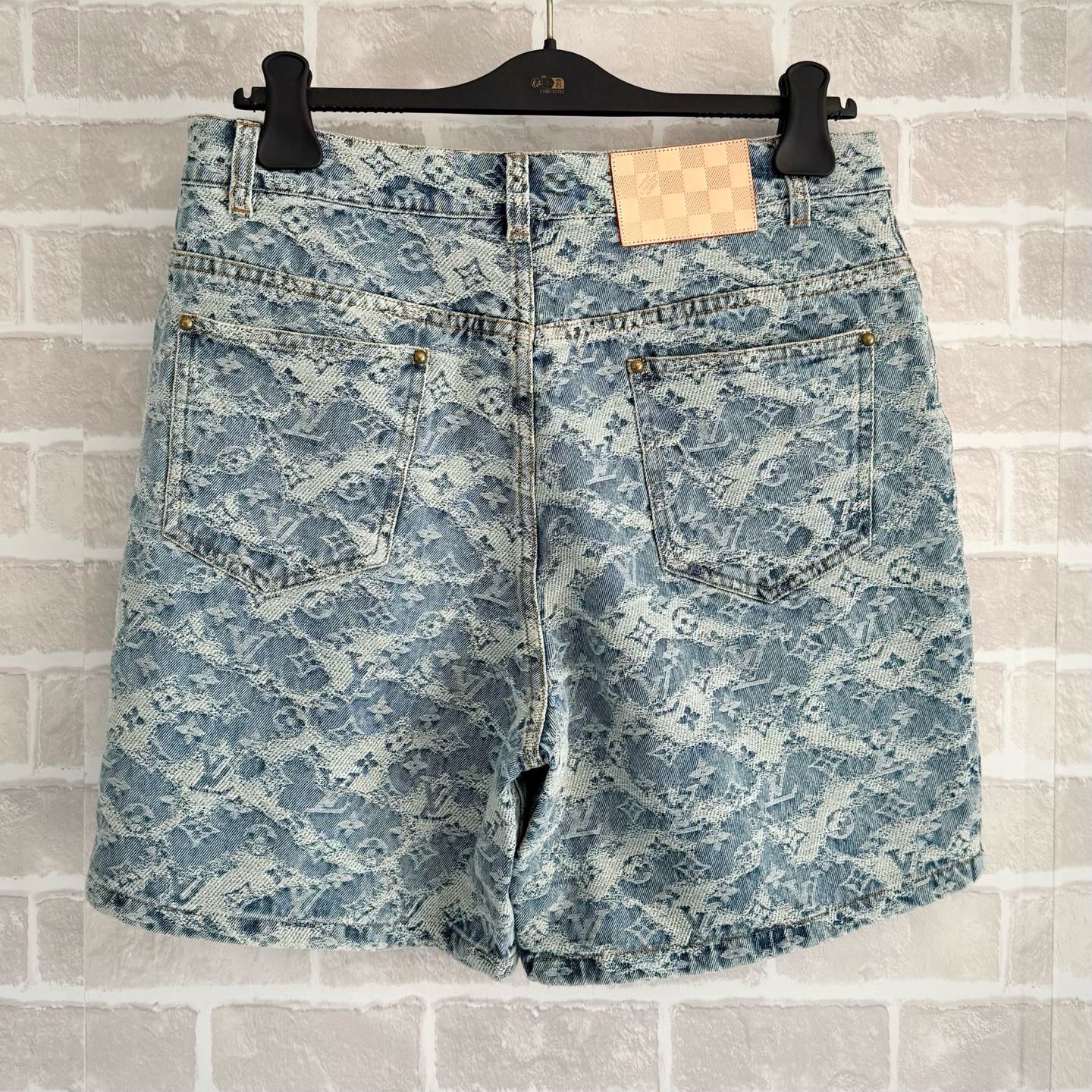 Grey Short - FashionHype.xyz